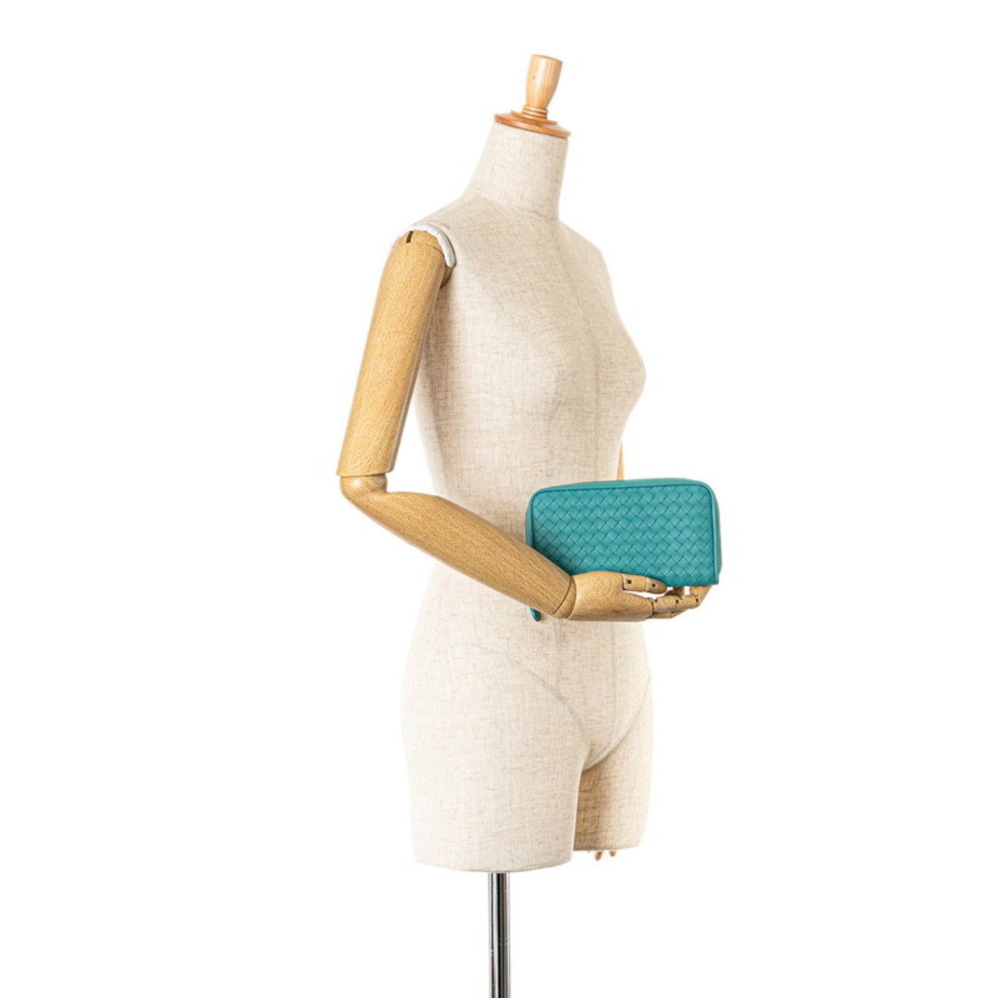 Bottega Veneta Emerald Green Leather Long Wallet (Bi-Fold) (Pre-Owned)