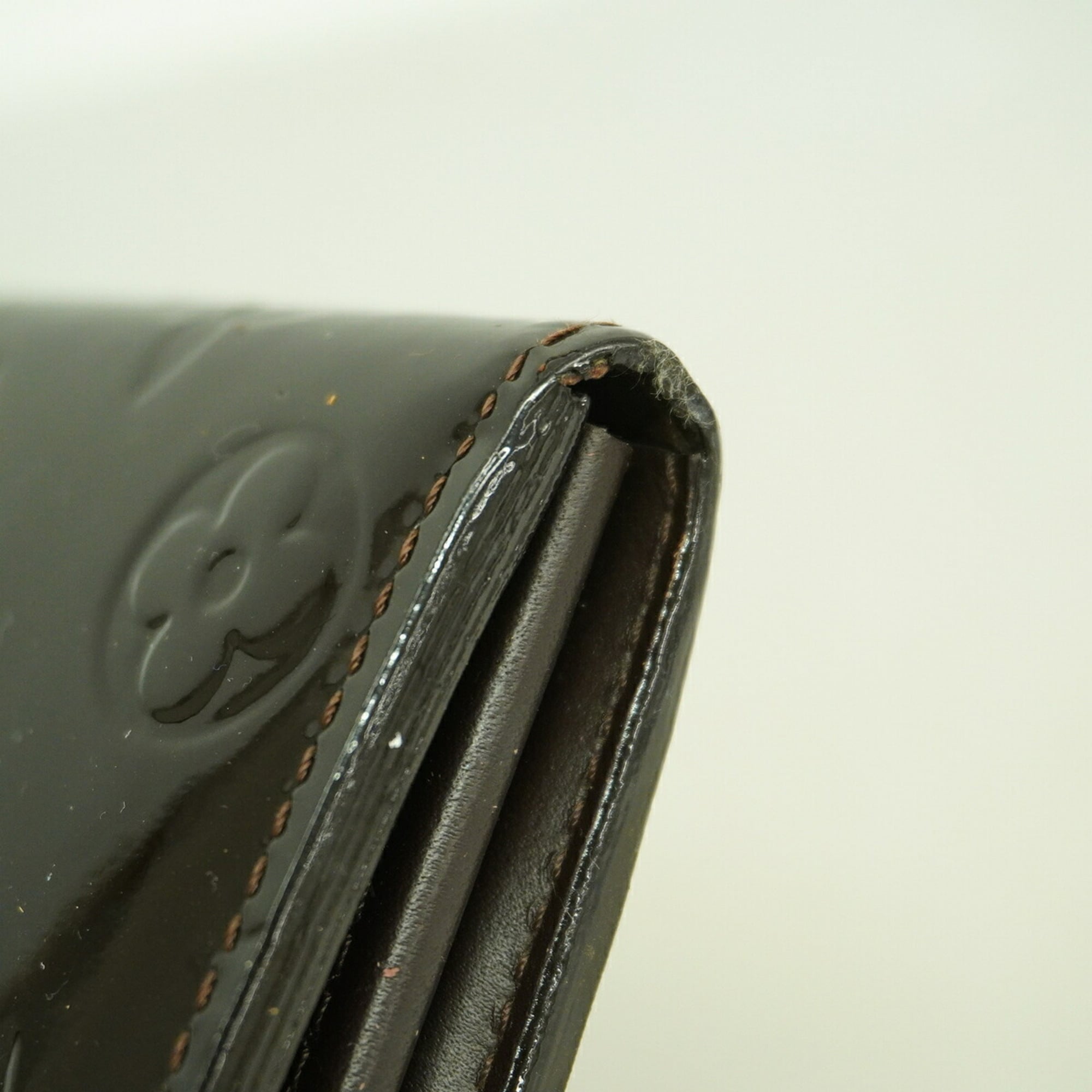 Louis Vuitton Amarante Long Wallet (Bi-Fold) (Pre-Owned)