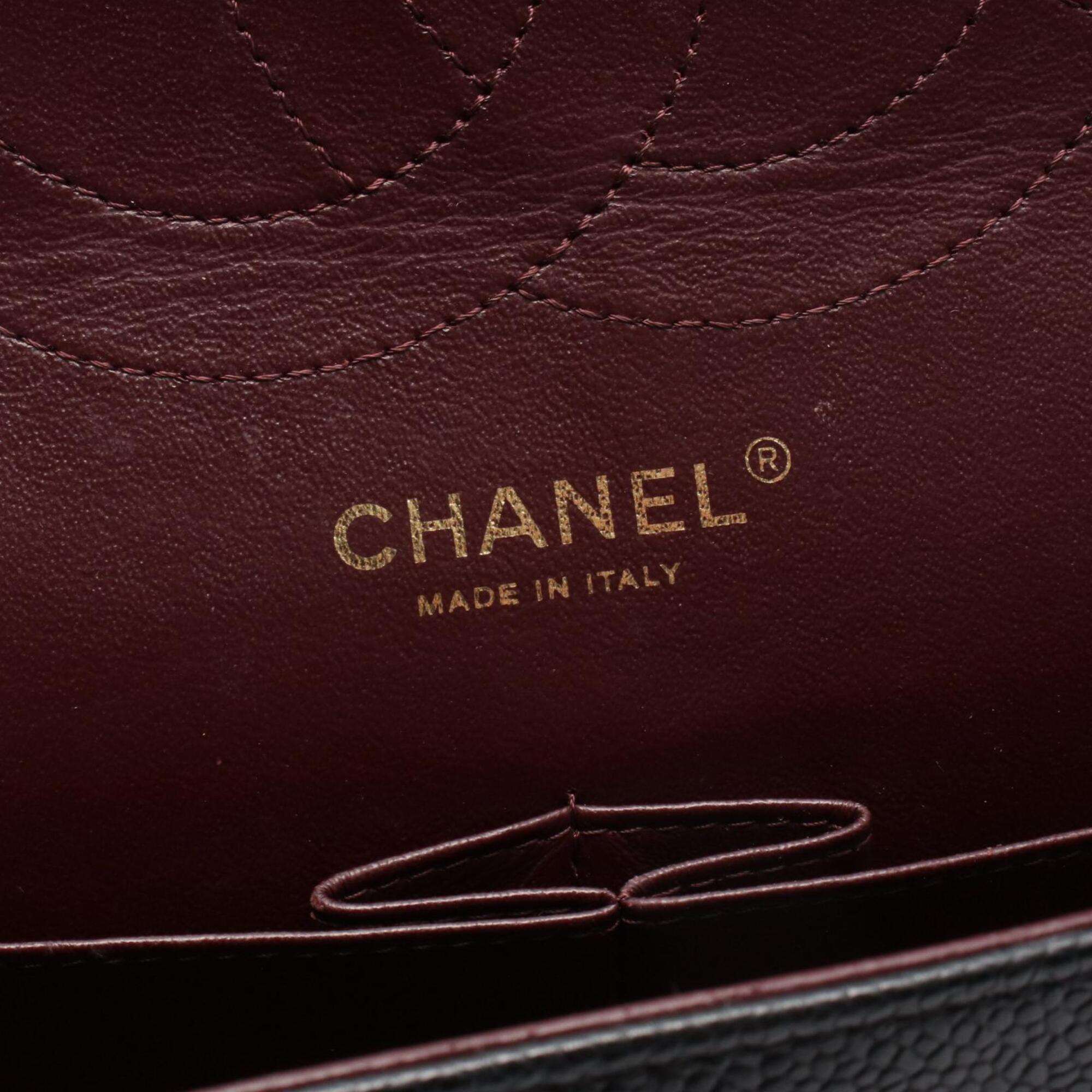 Chanel Black Grained Calfskin Handbag Shoulder Bag (Pre-Owned)