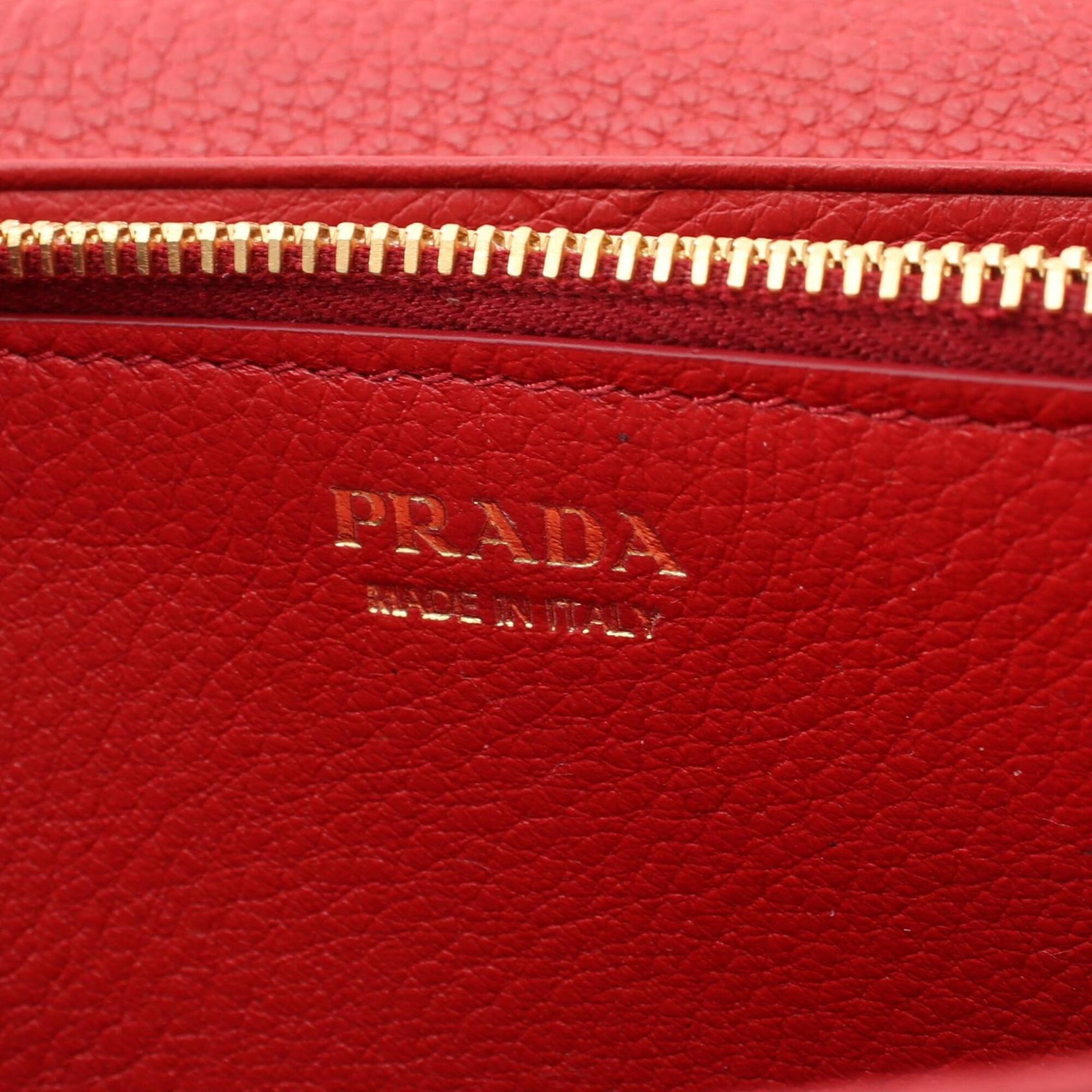 Prada Red Color Leather Long Wallet (Bi-Fold) (Pre-Owned)