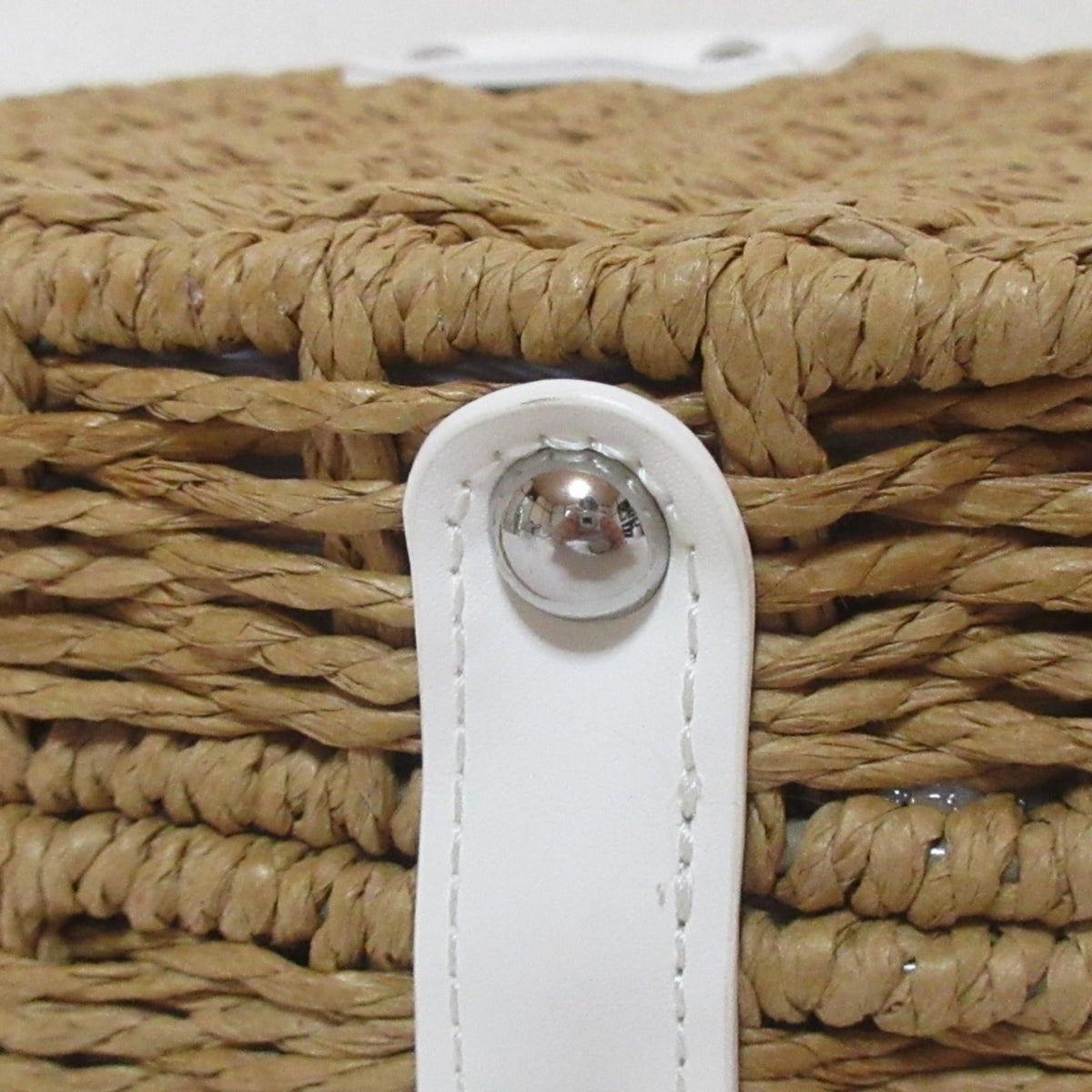 Marni Beige White Shoulder Bag (Pre-Owned)