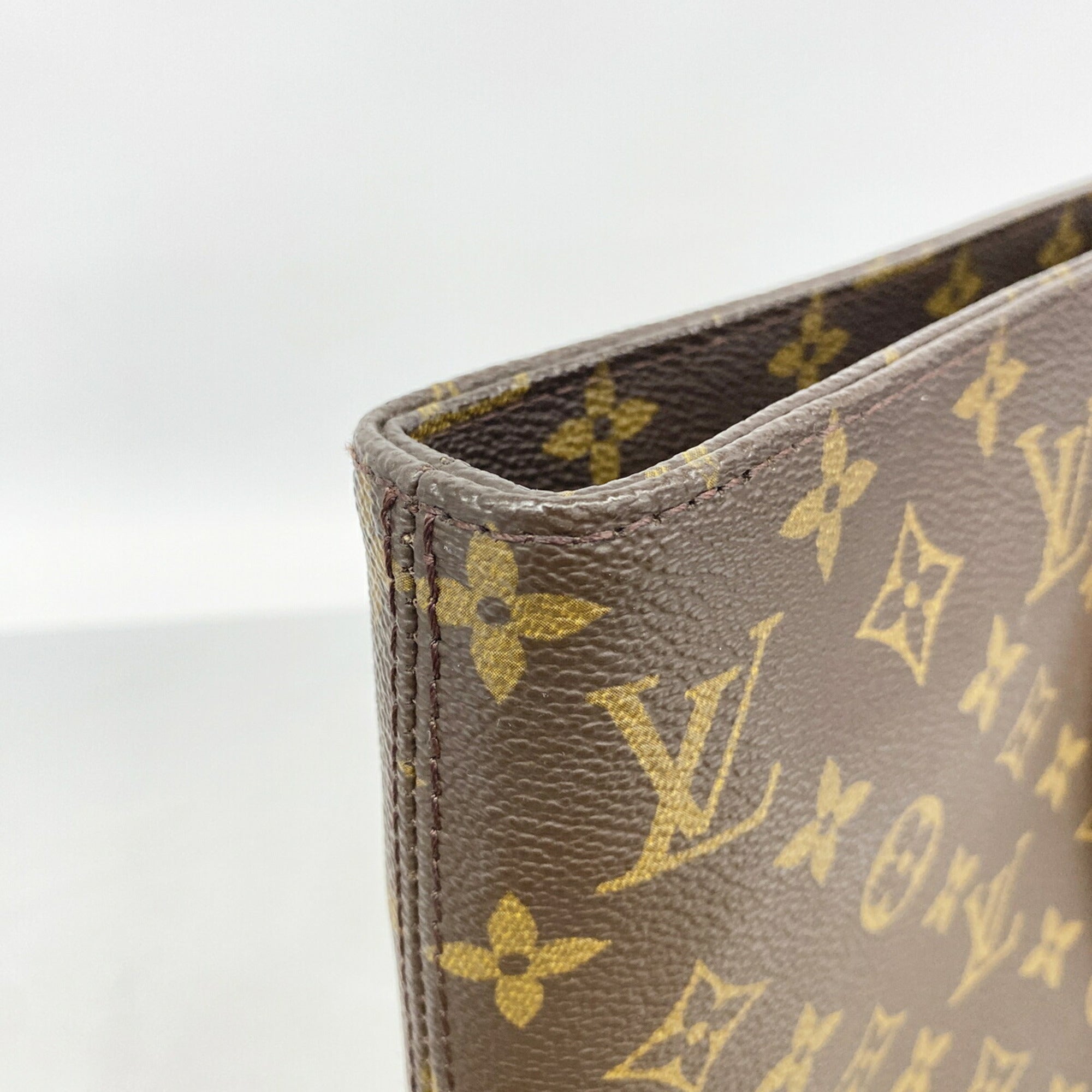 Louis Vuitton Brown Tote Bag (Pre-Owned)