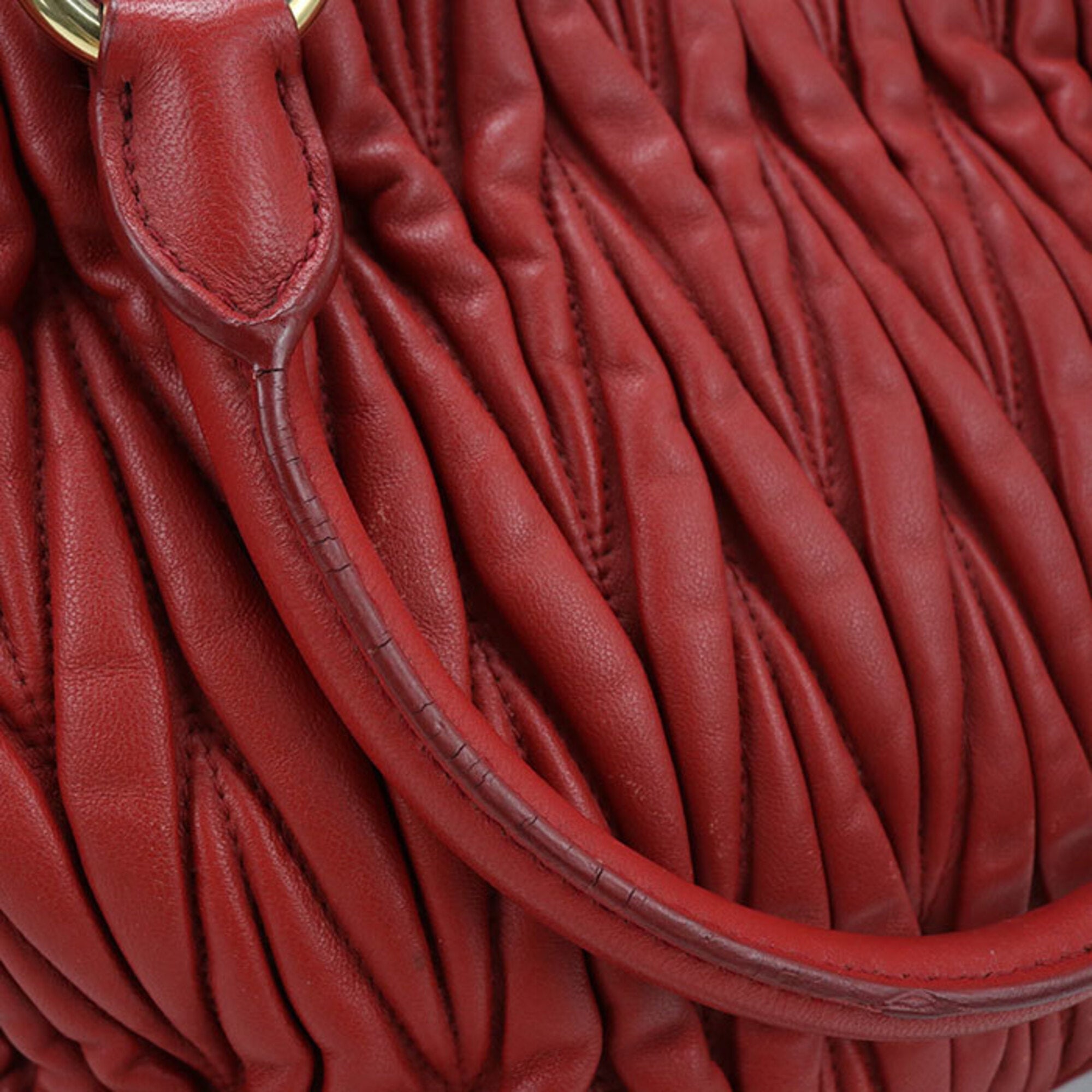 Miu Miu Red Color Leather Handbag (Pre-Owned)
