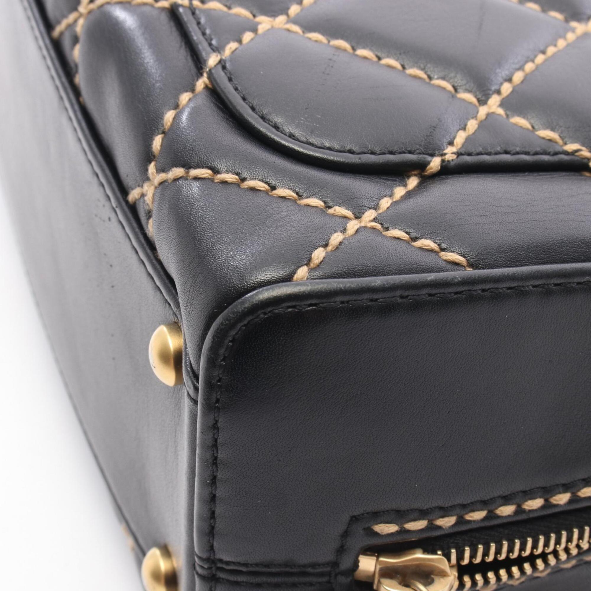 Chanel Black Leather Handbag (Pre-Owned)