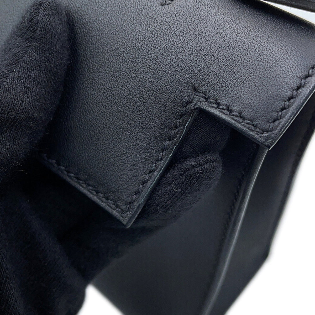 Hermes Black Swift Leather Handbag Pochette (Pre-Owned)