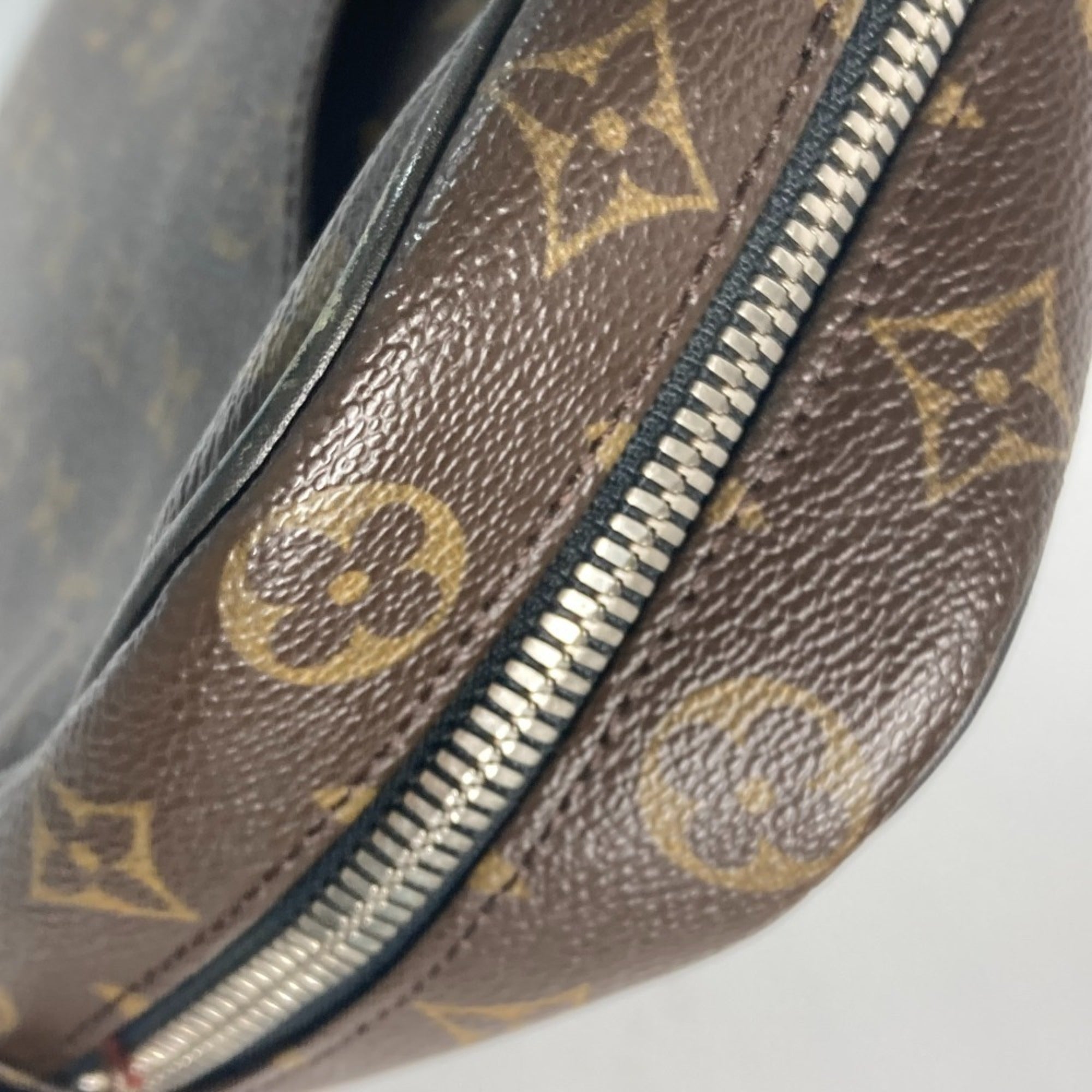 Louis Vuitton Black Brown Galle Monogram Leather Handbag (Pre-Owned)