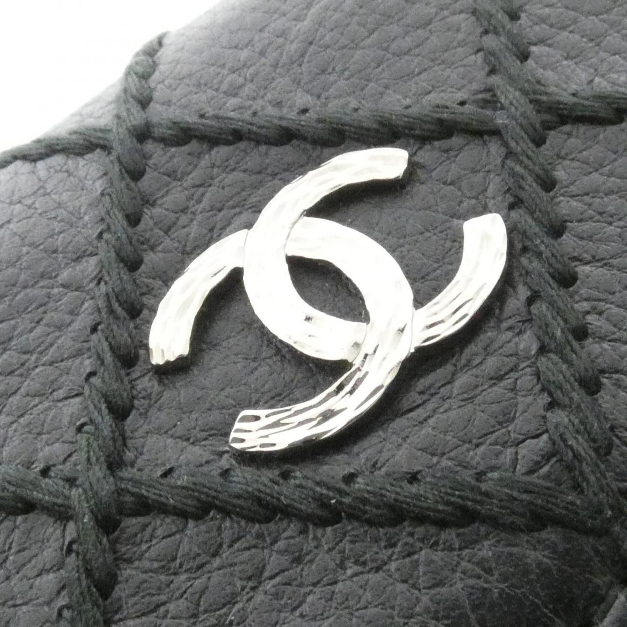 Chanel Black Leather Wallet (Bi-Fold) (Pre-Owned)