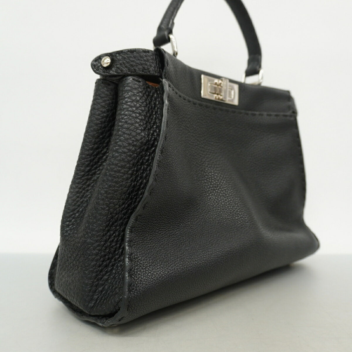 Fendi Black Leather Handbag (Pre-Owned)