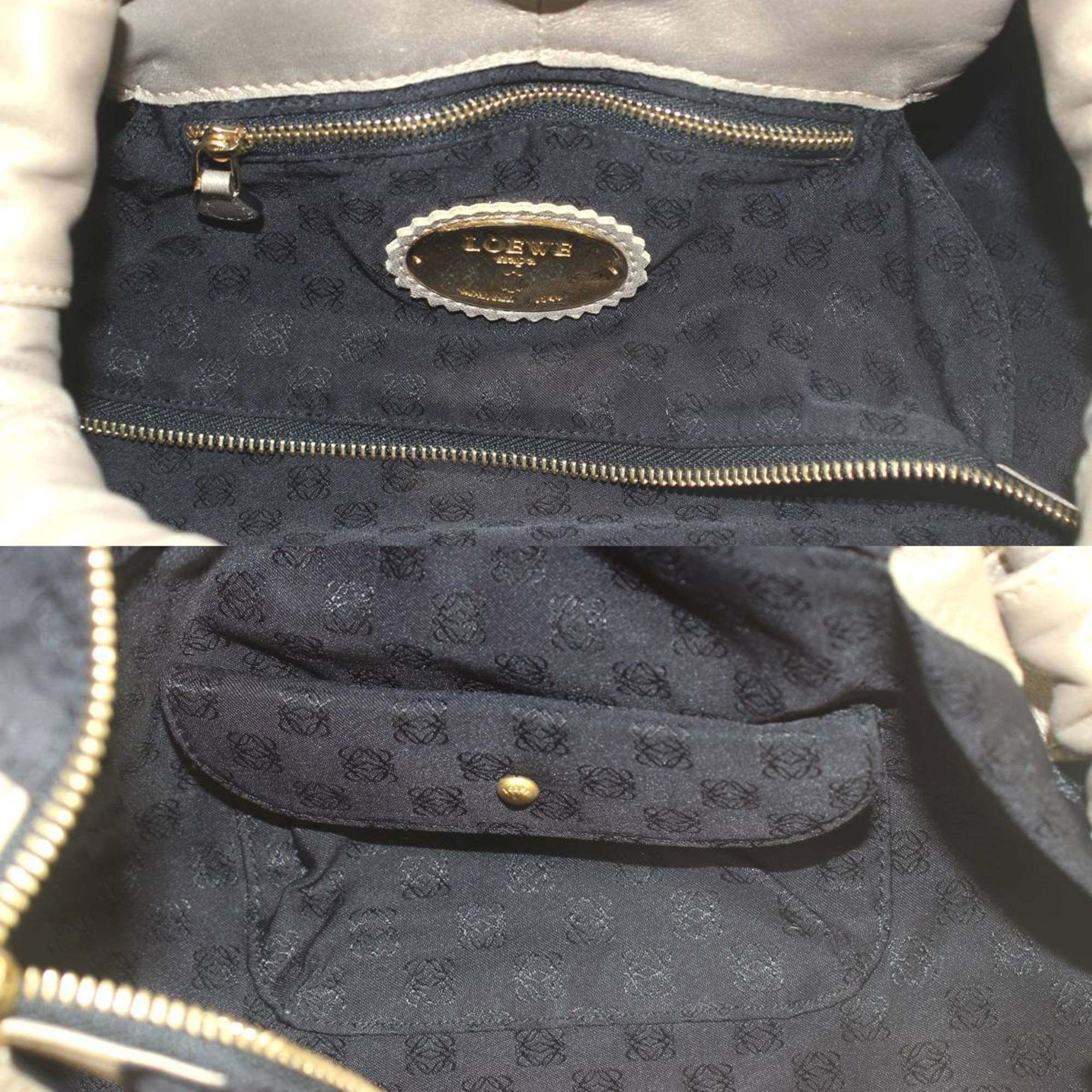 Loewe Gold Leather Handbag (Pre-Owned)