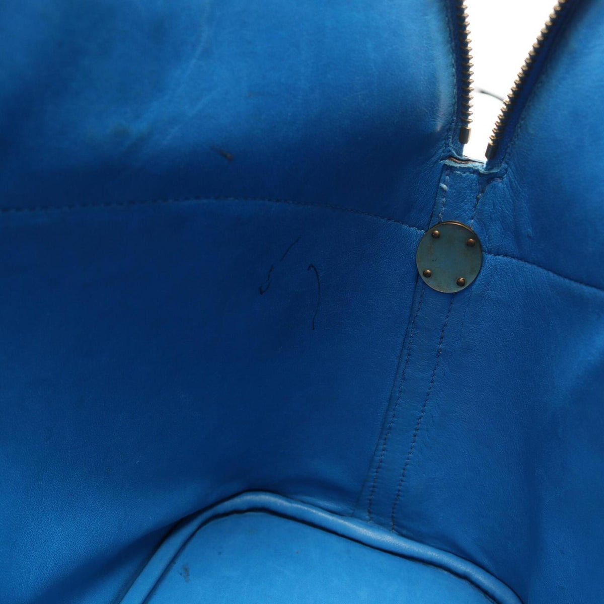 Hermes Blue Courchevel Leather Handbag (Pre-Owned)