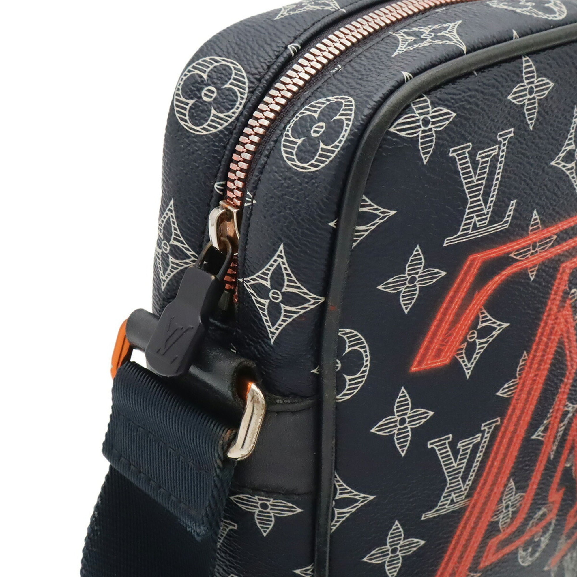 Louis Vuitton Galle Monogram Navy Red Color White Monogram Pochette Shoulder Bag (Pre-Owned)