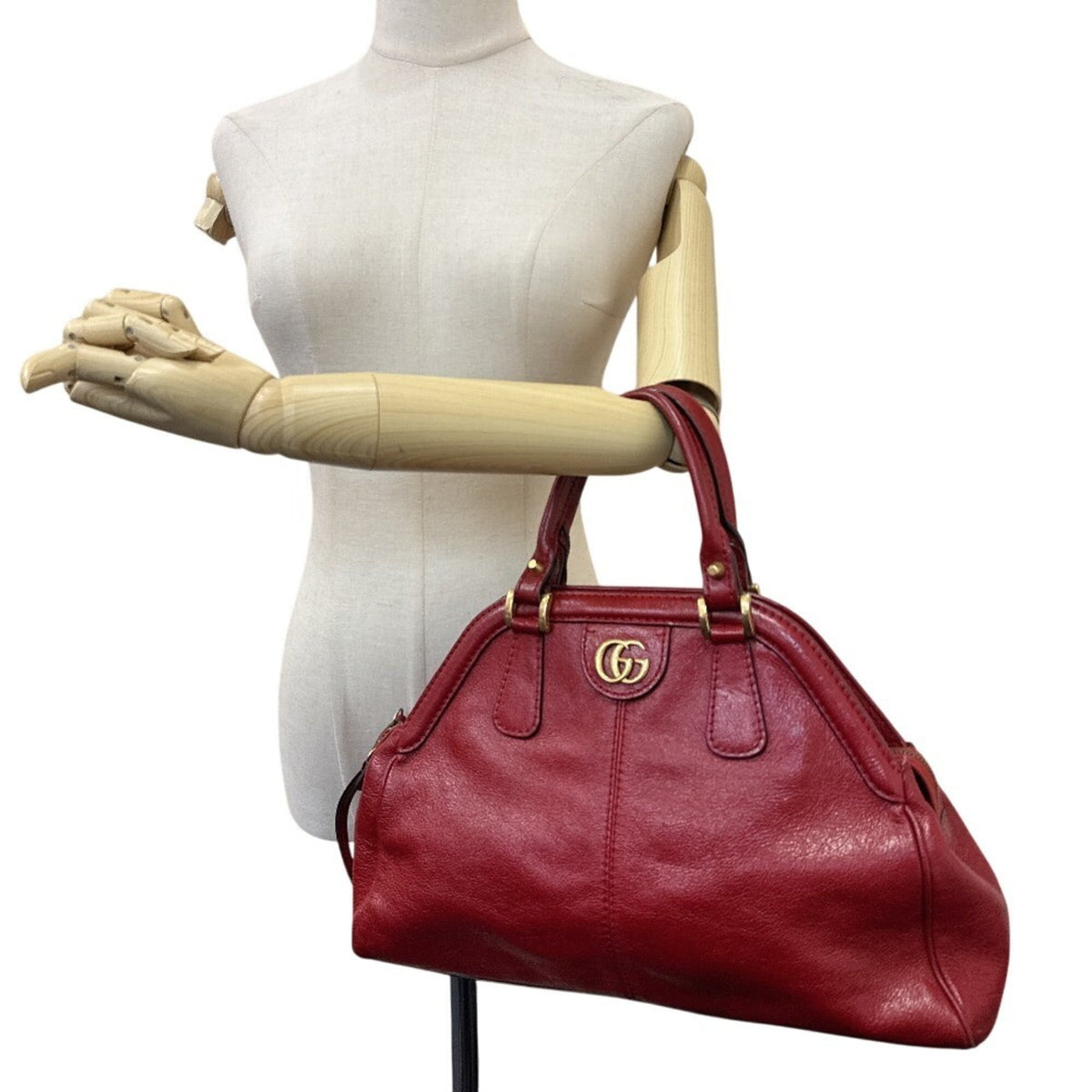 Gucci Red Color Leather Handbag (Pre-Owned)