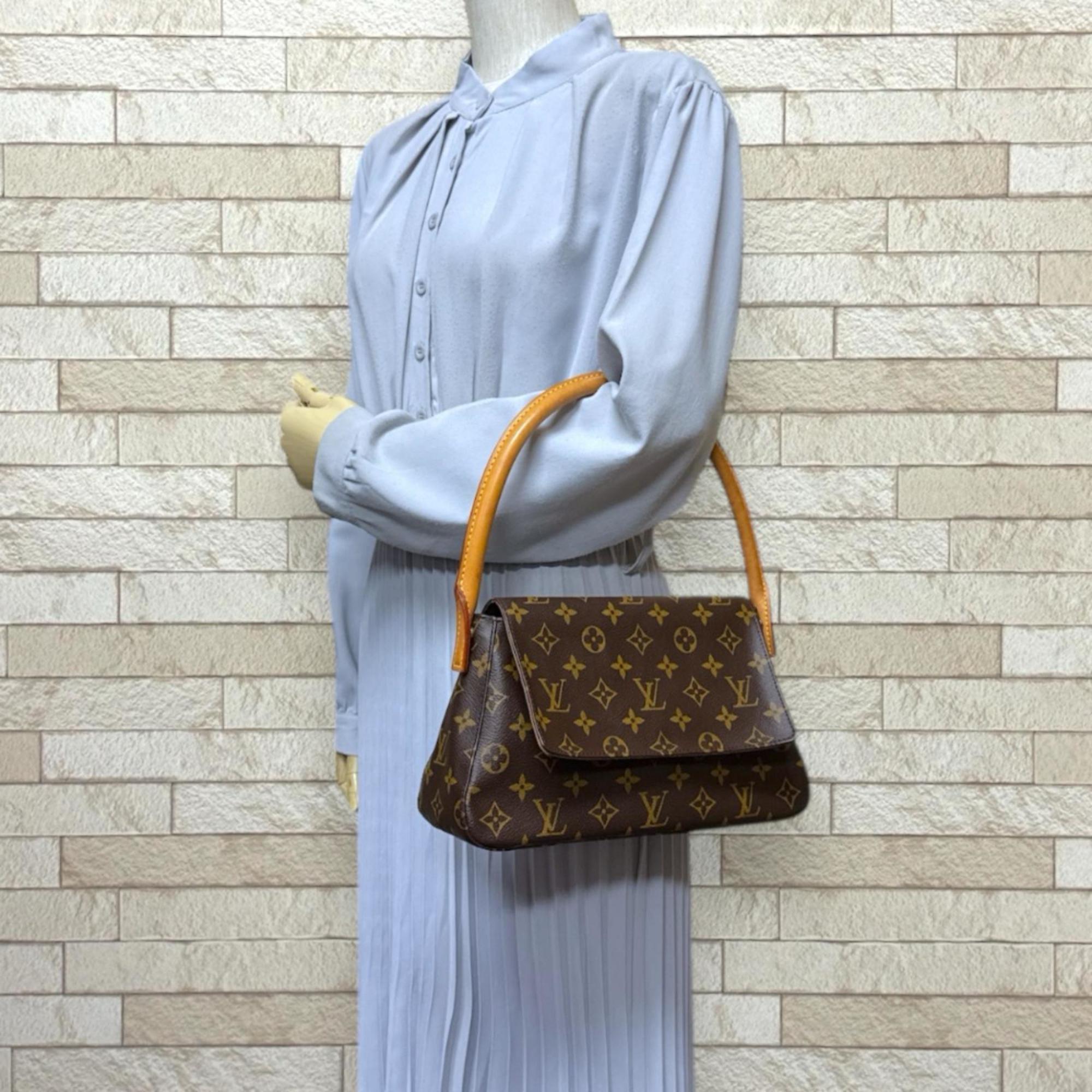 Louis Vuitton Monogram Brown Monogram Handbag (Pre-Owned)