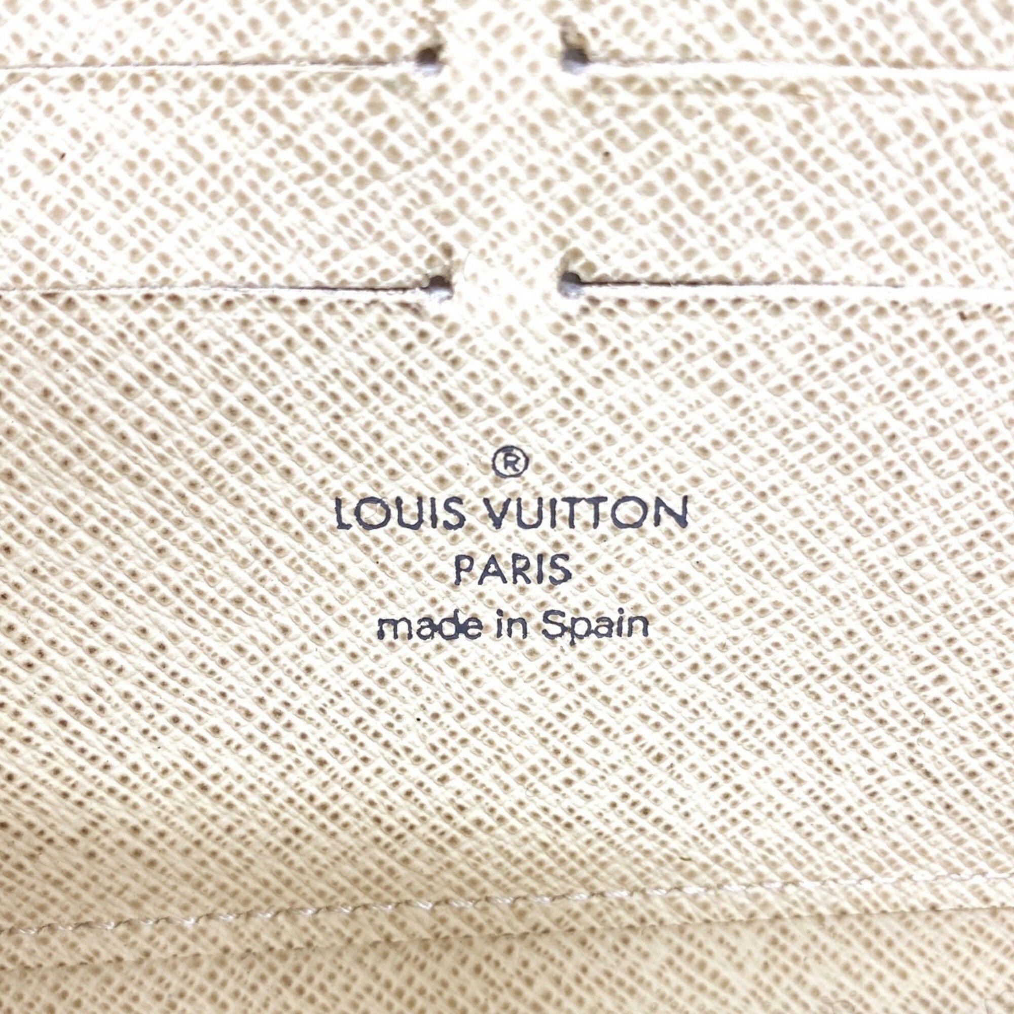 Louis Vuitton White Long Wallet (Bi-Fold) (Pre-Owned)