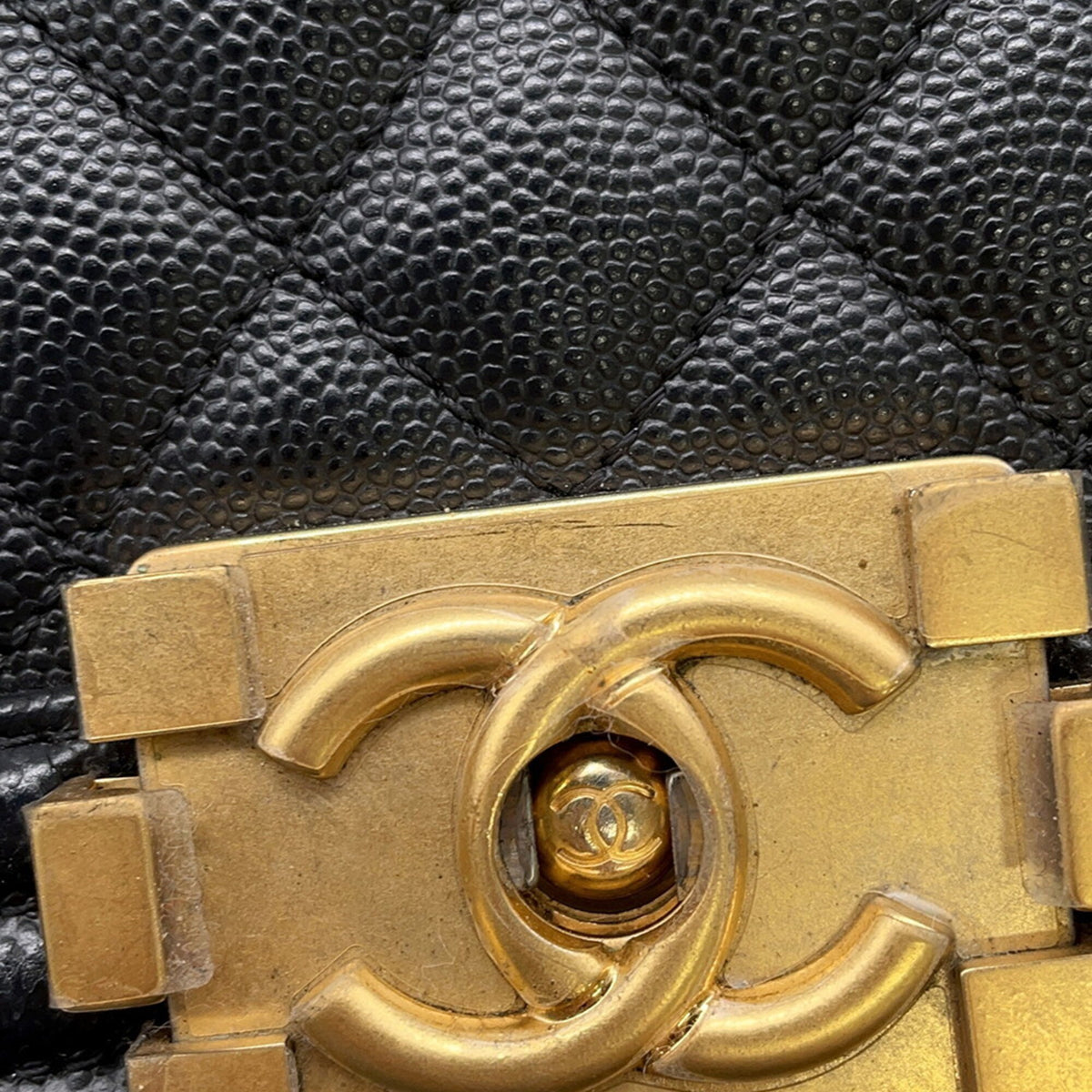 Chanel Matelasse Black Grained Calfskin Handbag Shoulder Bag (Pre-Owned)