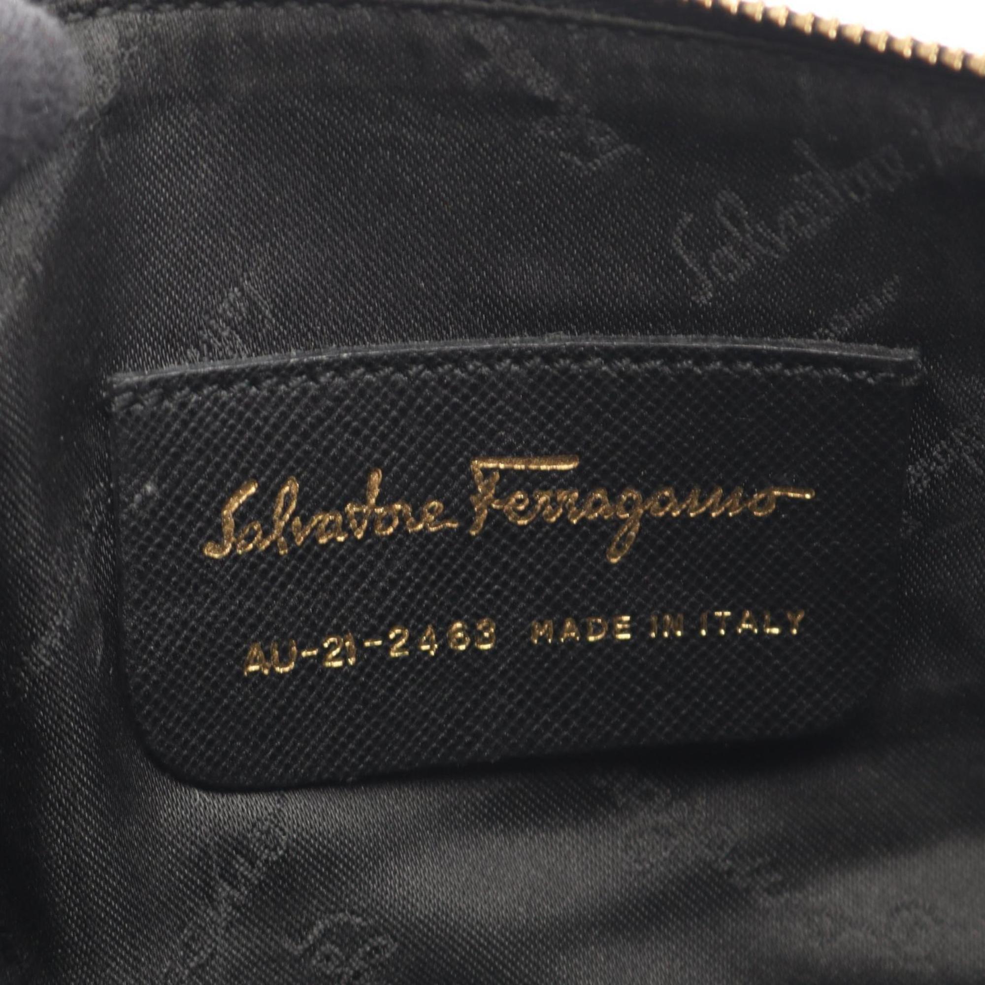 Salvatore Ferragamo Black Leather Handbag Shoulder Bag (Pre-Owned)