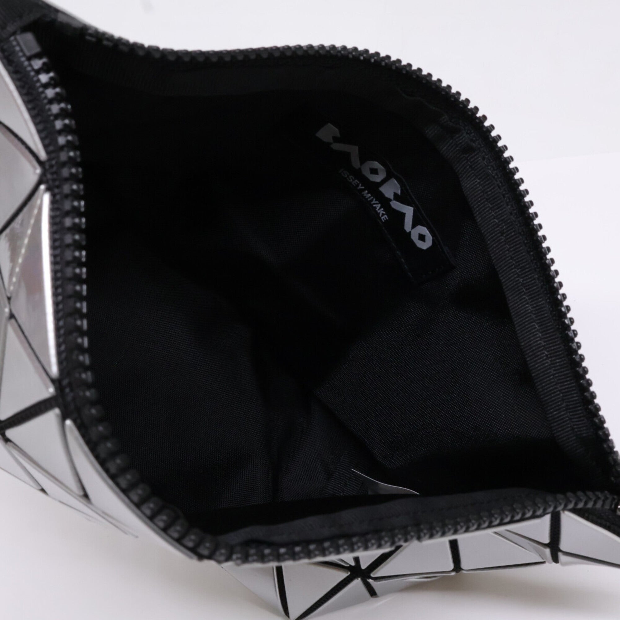 Bao Bao Issey Miyake Silver Pvc Pouch (Pre-Owned)