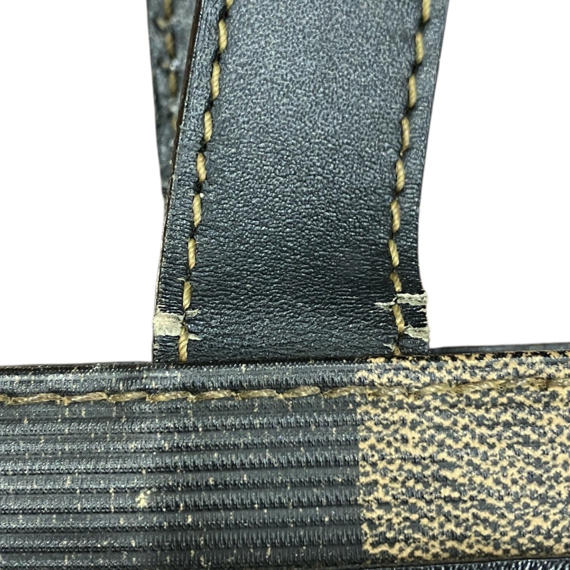 Fendi Brown Pvc Leather Tote Bag (Pre-Owned)