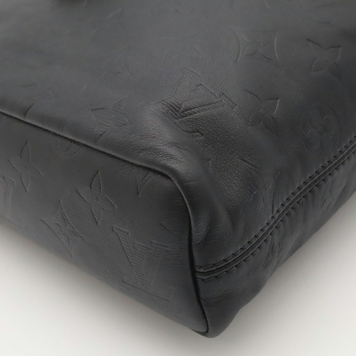 Louis Vuitton Black Noir Monogram Shadow Pochette Shoulder Bag (Pre-Owned)