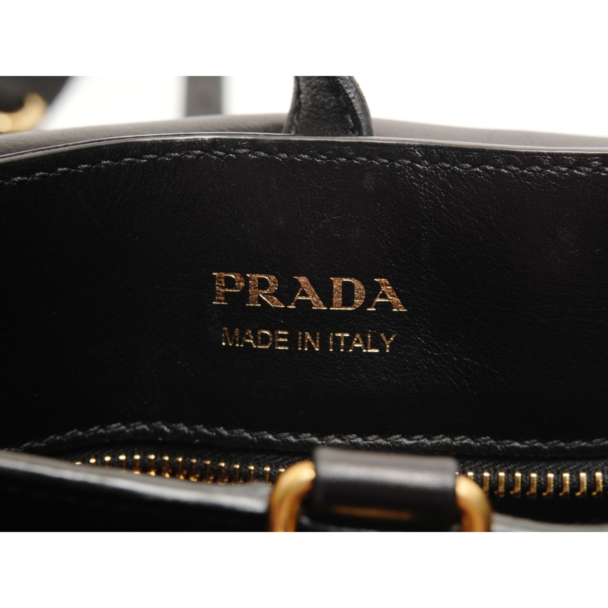 Prada Black Nylon Shoulder Bag (Pre-Owned)