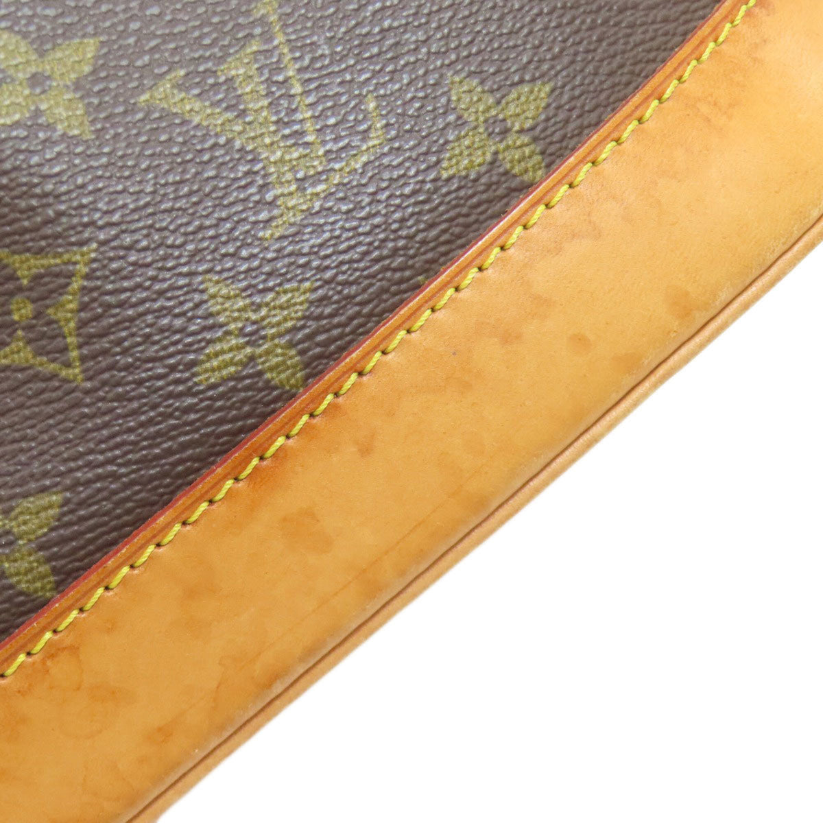 Louis Vuitton Monogram Monogram Monogram Canvas Handbag (Pre-Owned)