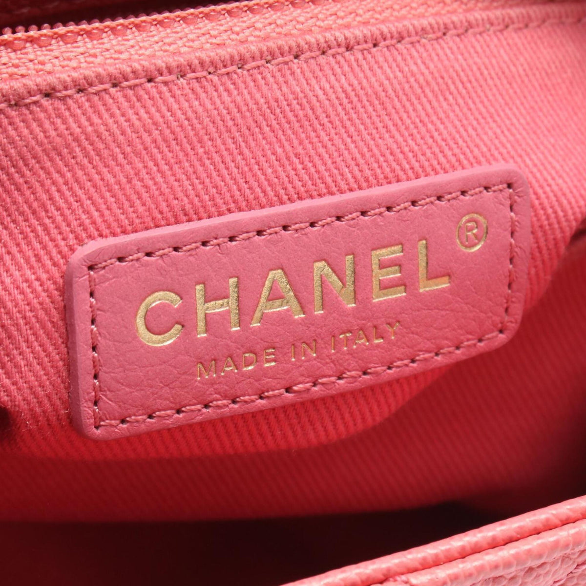 Chanel Pink Grained Calfskin Handbag (Pre-Owned)