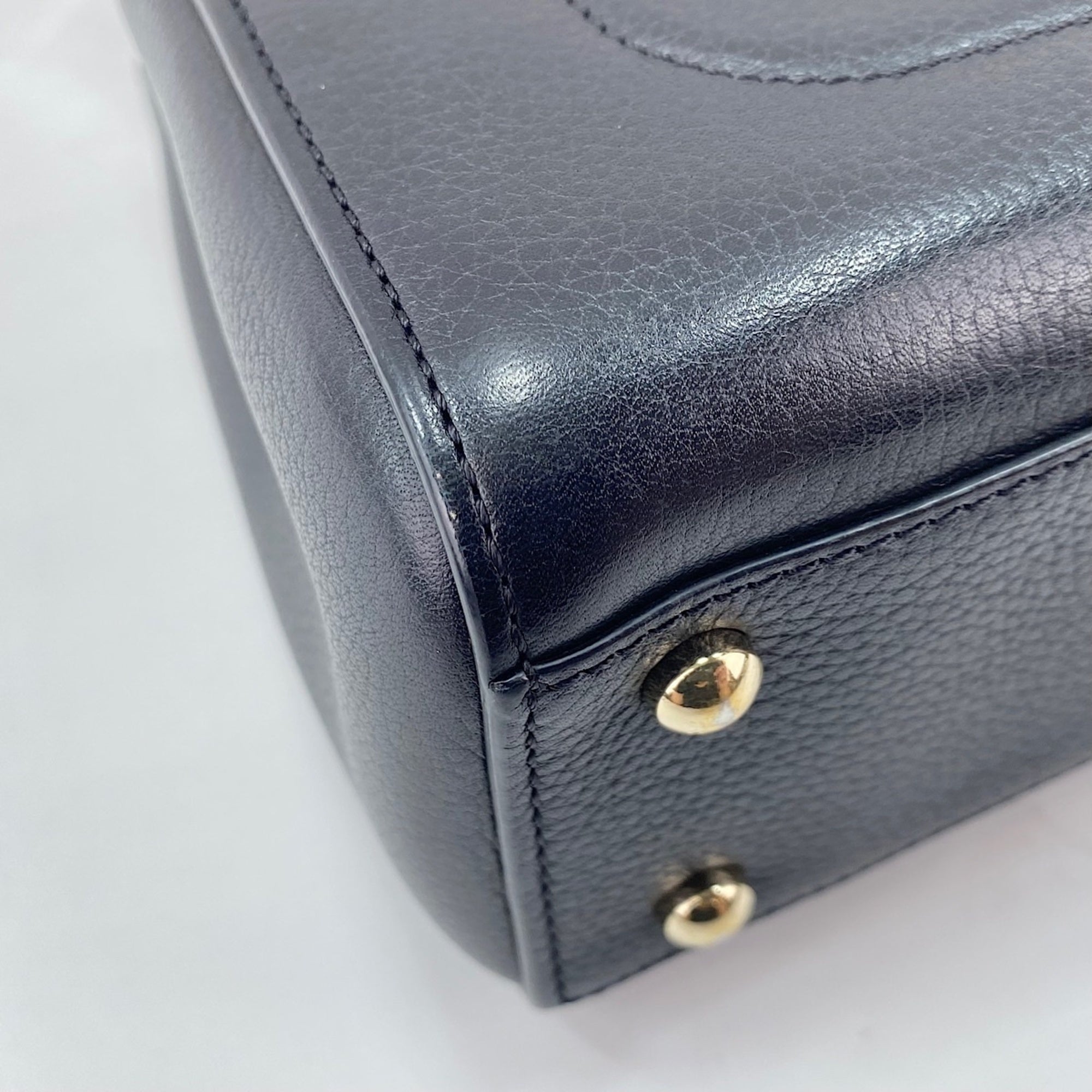 Chanel Black Handbag (Pre-Owned)