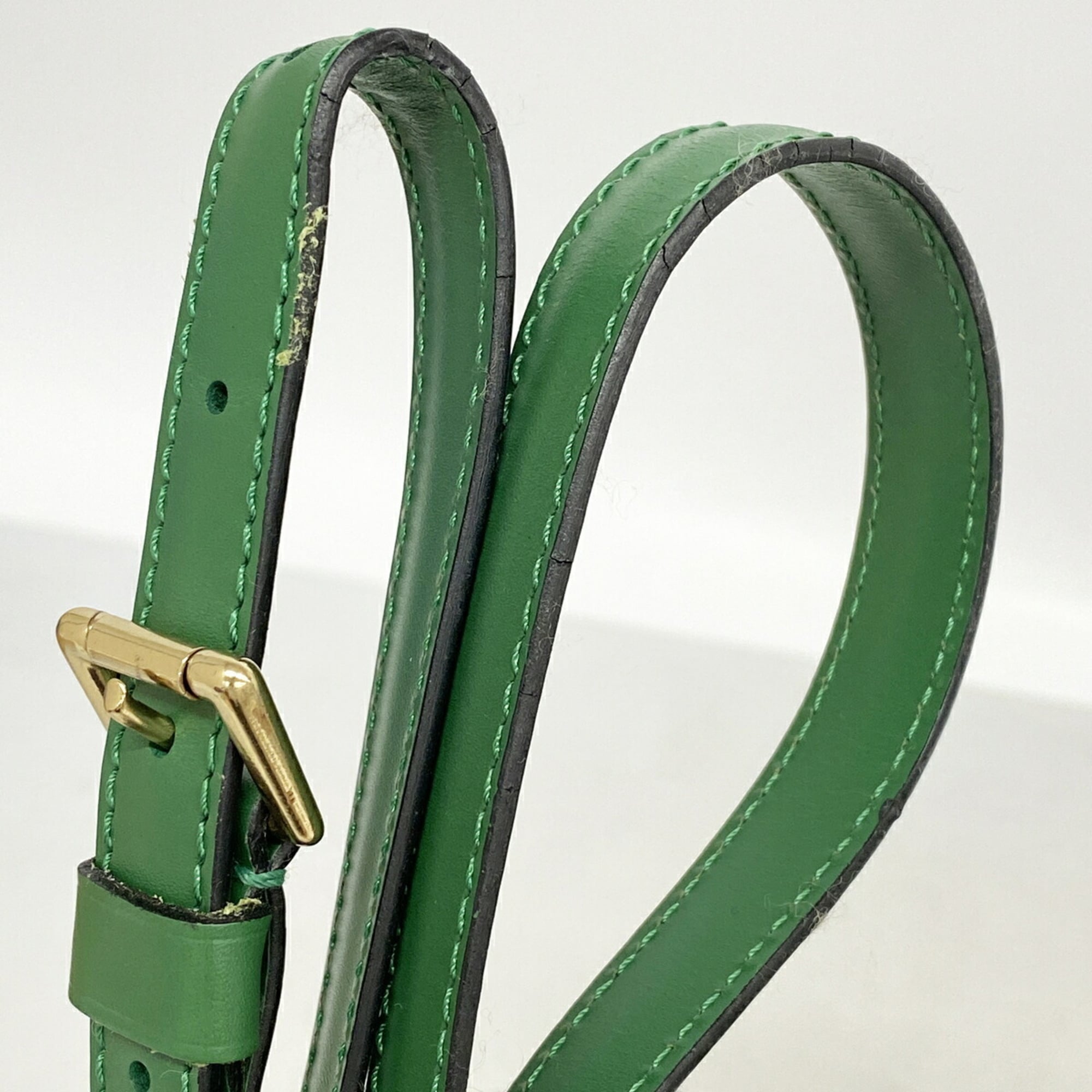 Louis Vuitton Borneo Green Shoulder Bag (Pre-Owned)