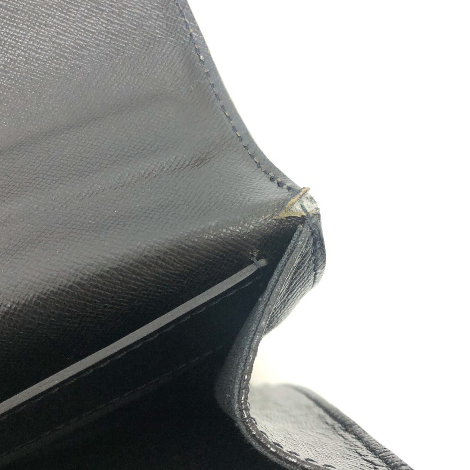 Louis Vuitton Ardoise Black Taiga Leather Briefcase (Pre-Owned)
