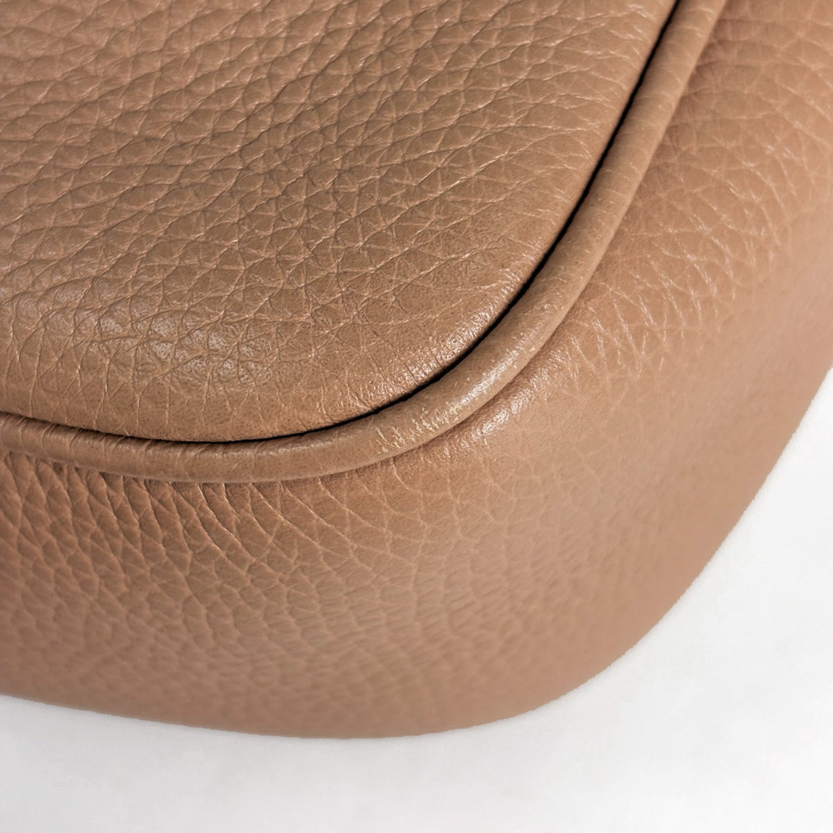 Gucci Soho Beige Leather Shoulder Bag (Pre-Owned)
