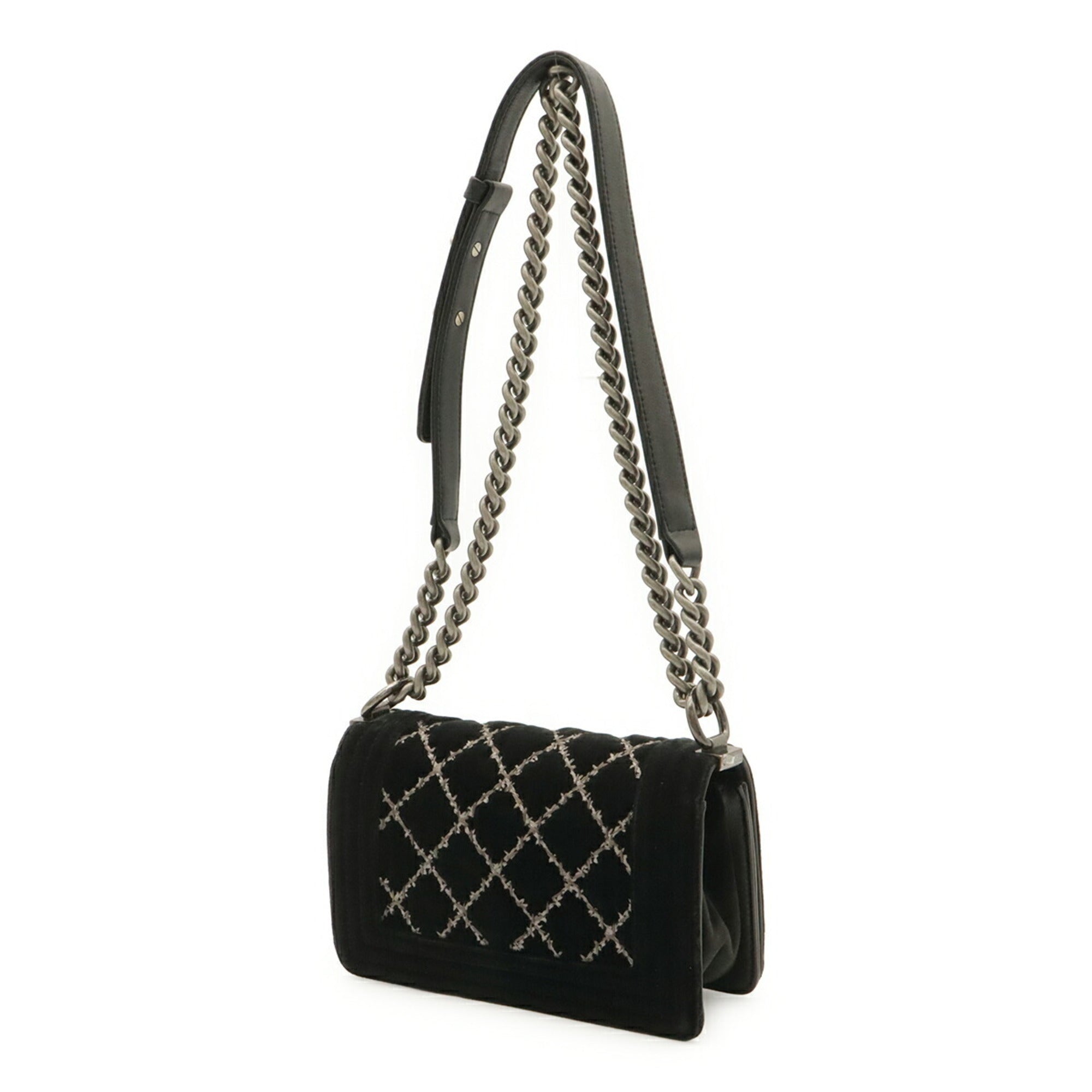 Chanel Black Leather Shoulder Bag (Pre-Owned)