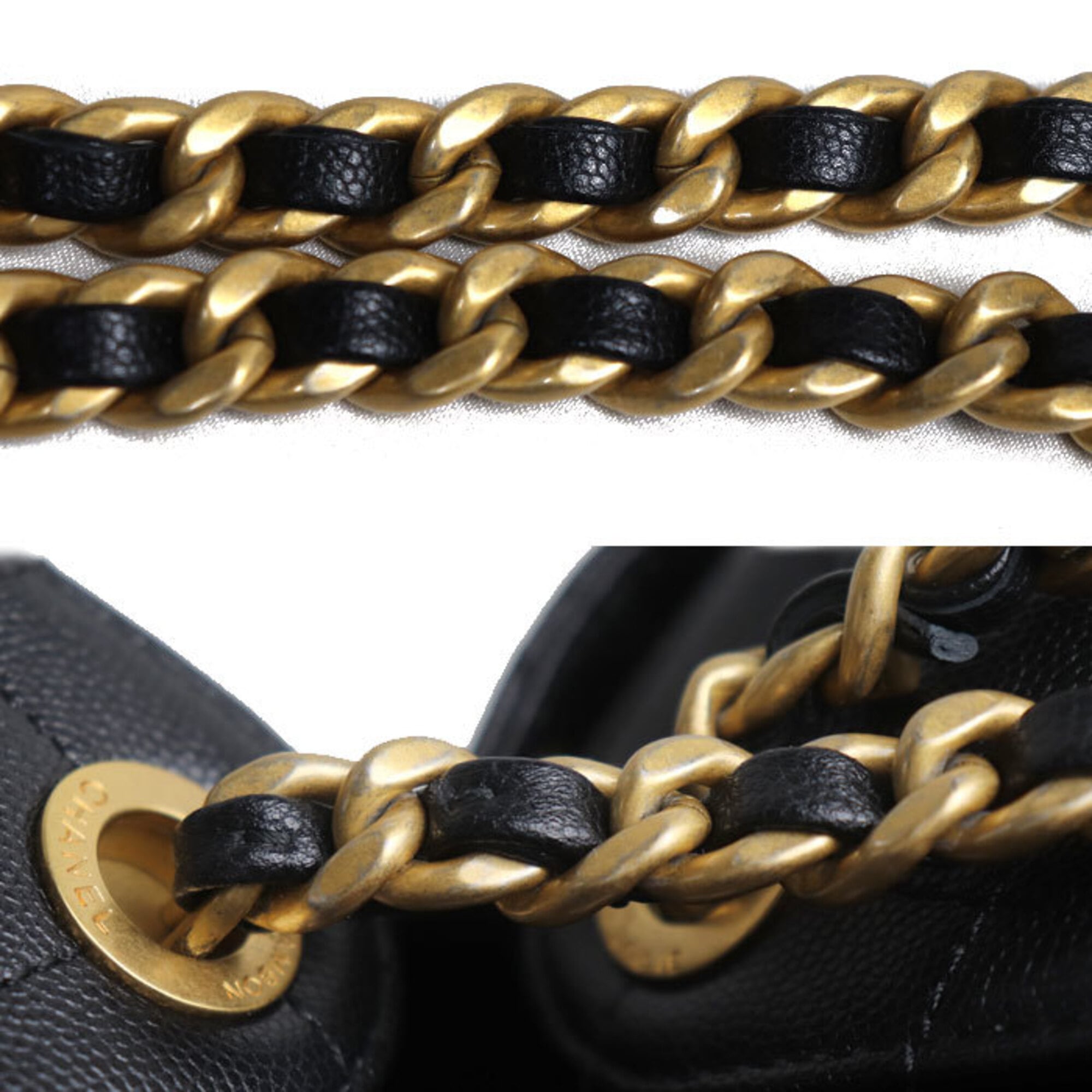 Chanel Black Leather Shoulder Bag (Pre-Owned)