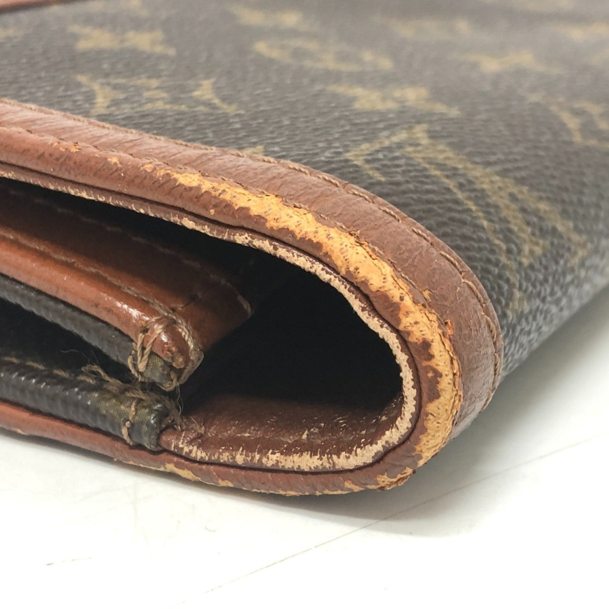 Louis Vuitton Brown Monogram Clutch Bag Pochette Pouch (Pre-Owned)