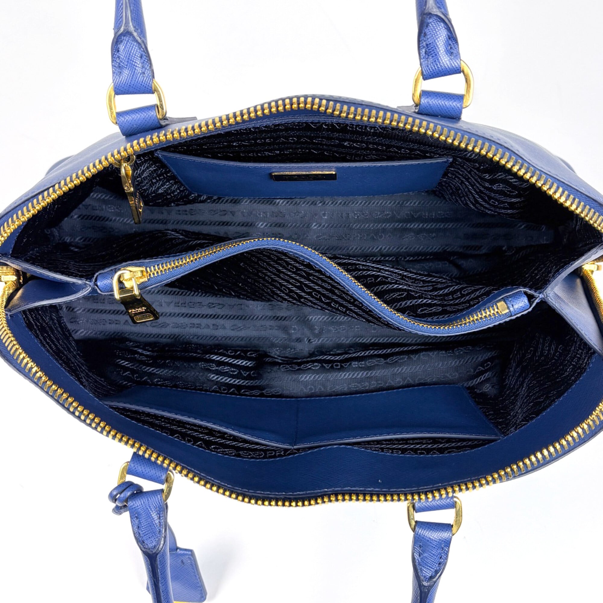 Prada Blue Leather Handbag (Pre-Owned)