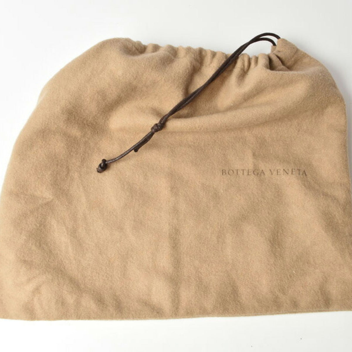 Bottega Veneta Camel Leather Shoulder Bag (Pre-Owned)