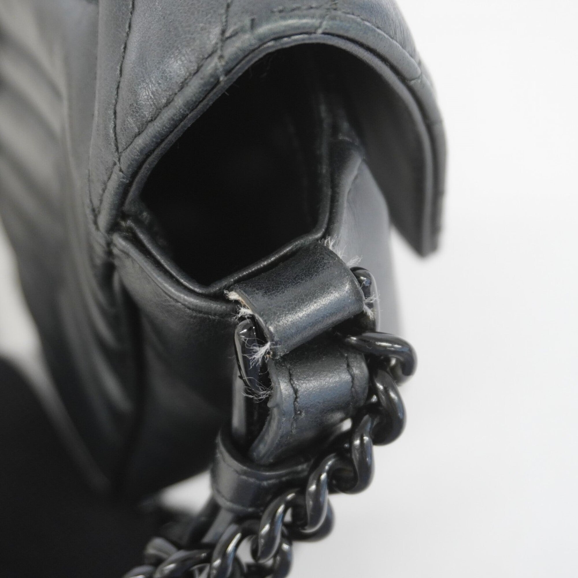 Gucci Black Leather Handbag (Pre-Owned)