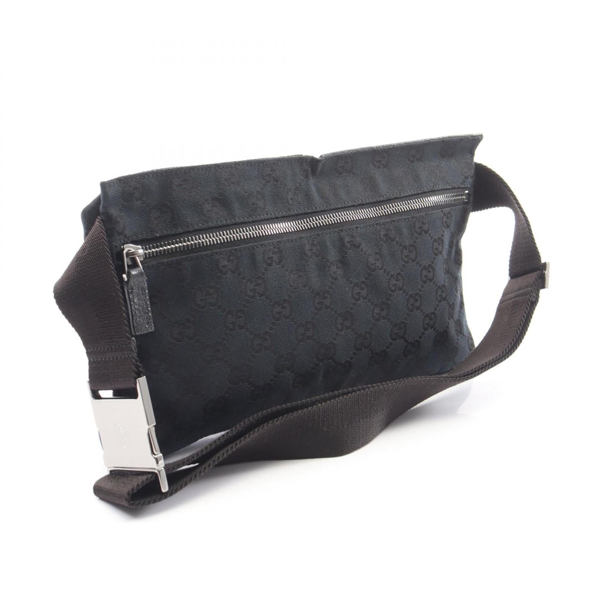 Gucci Black Canvas Leather Fanny Pack Handbag (Pre-Owned)