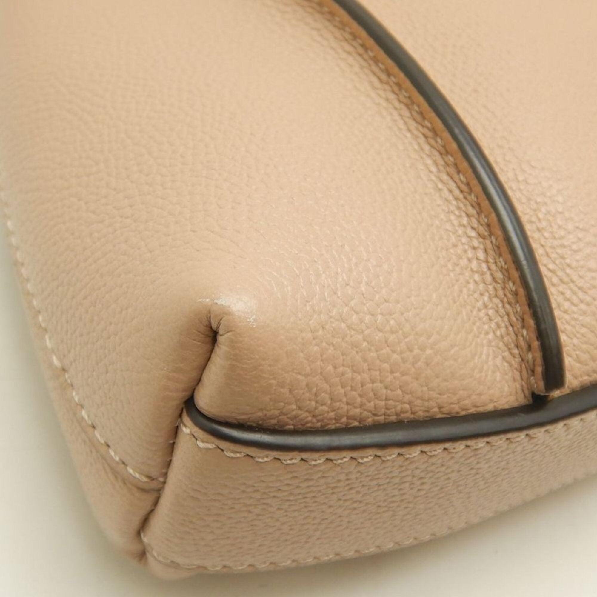 Tod's Gold Leather Handbag Shopping Bag (Pre-Owned)