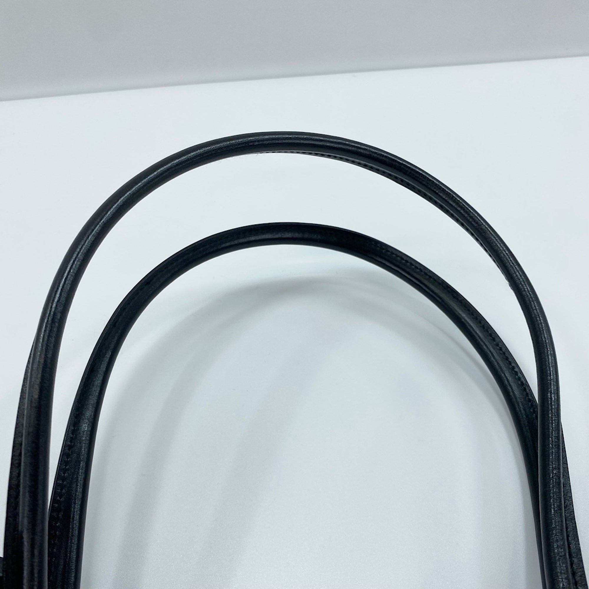 Gucci Black Shoulder Bag (Pre-Owned)