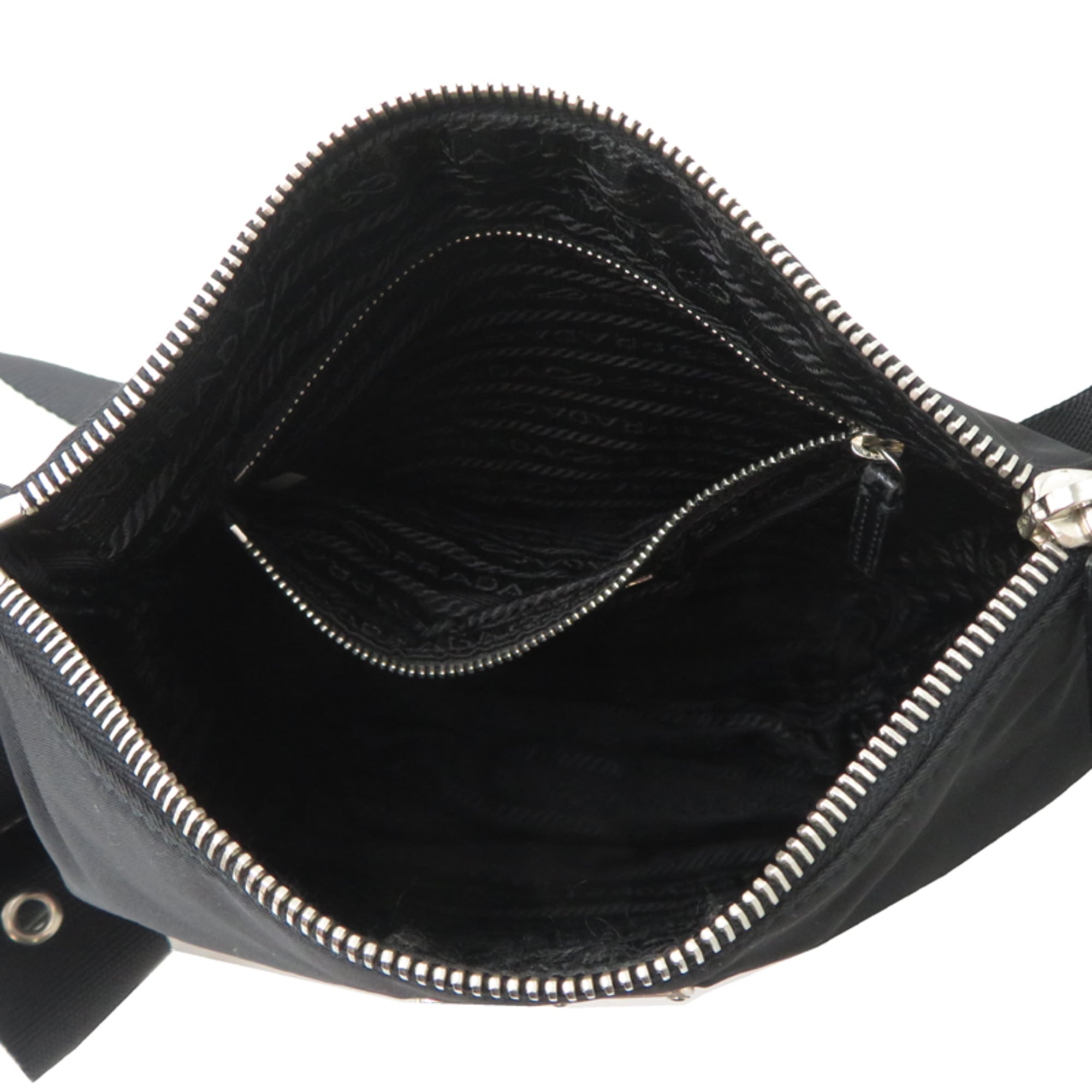 Prada Black Nylon Leather Shoulder Bag (Pre-Owned)