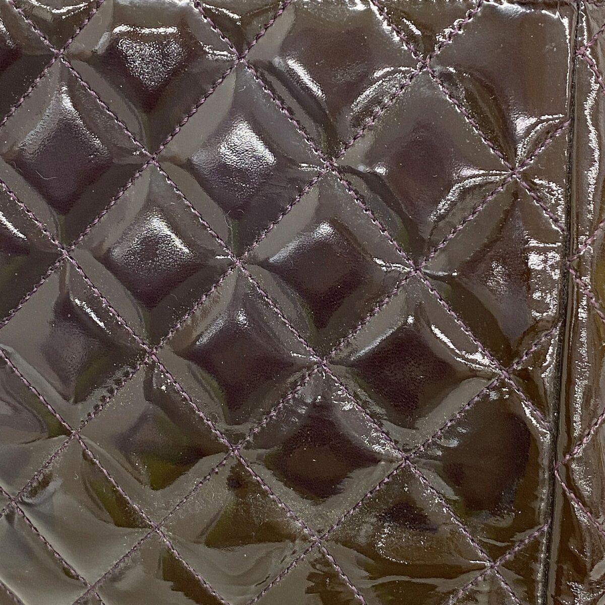 Chanel Purple Patent Leather Shoulder Bag (Pre-Owned)