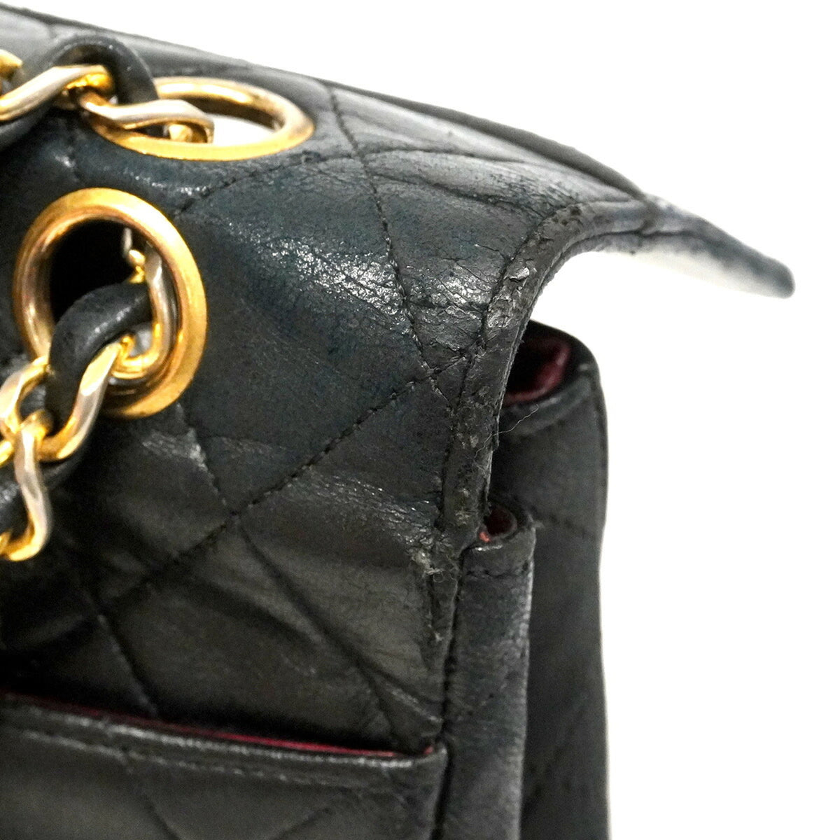Chanel Black Leather Shoulder Bag (Pre-Owned)