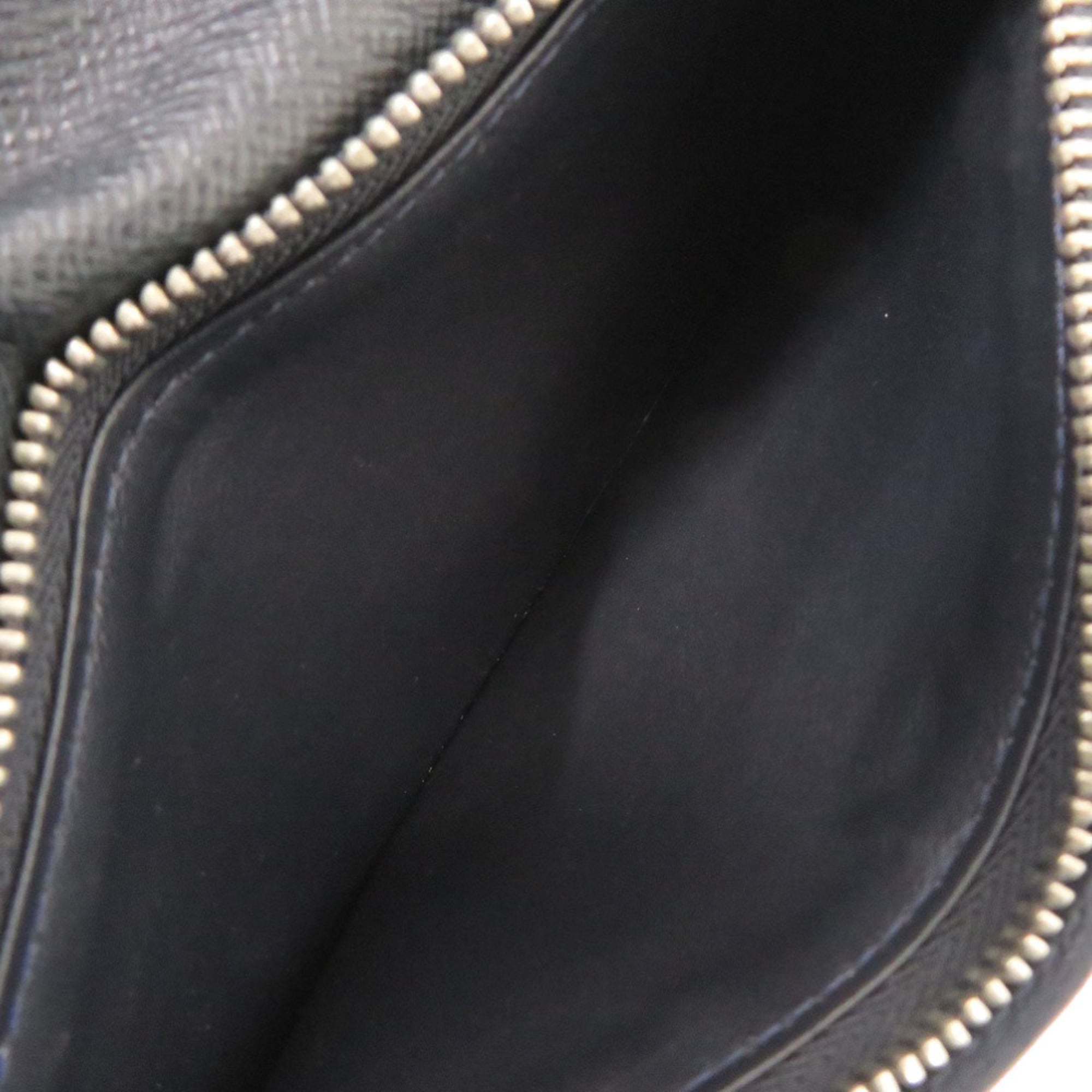 Louis Vuitton Navy Taiga Leather Long Wallet (Bi-Fold) (Pre-Owned)