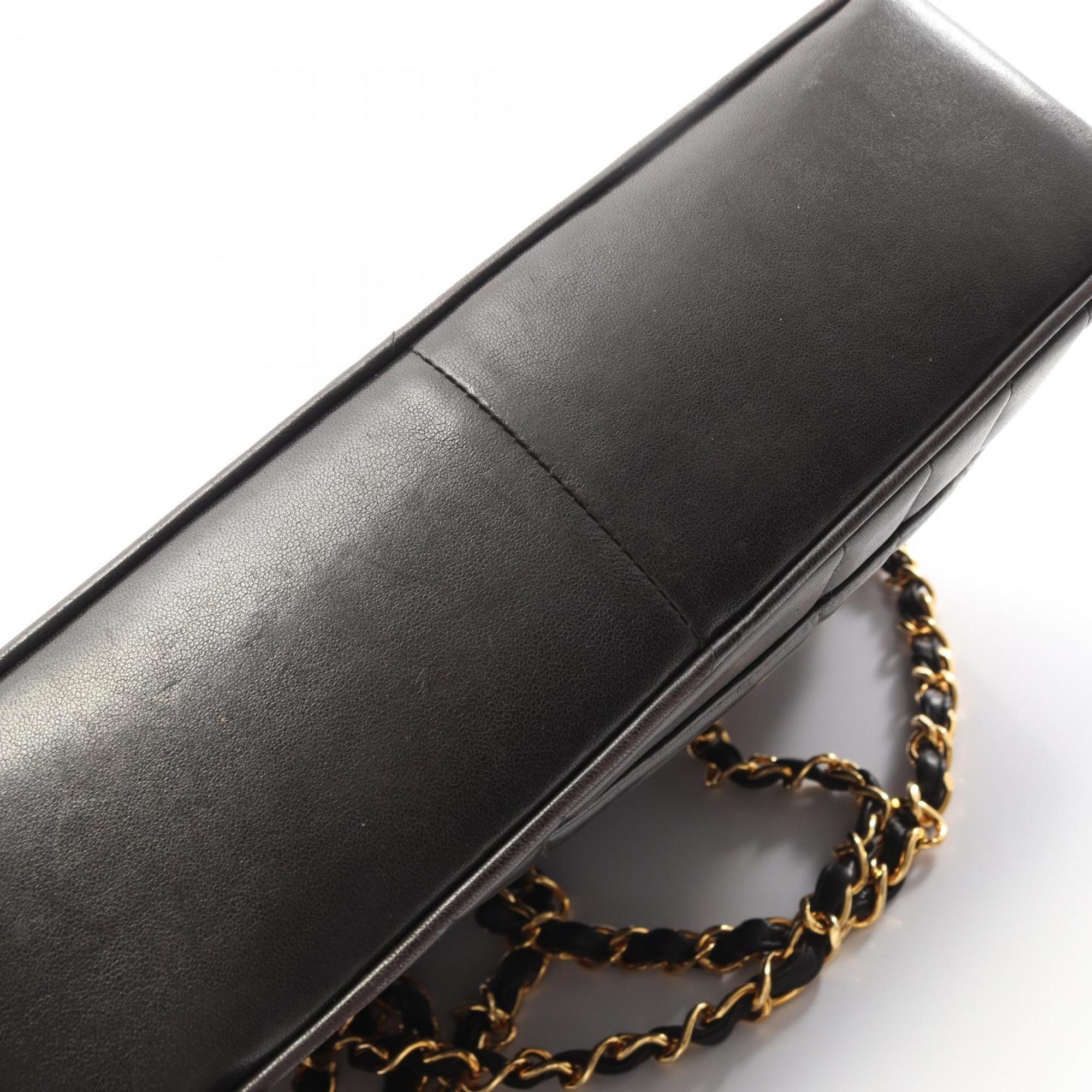 Chanel Black Leather Handbag Shoulder Bag (Pre-Owned)