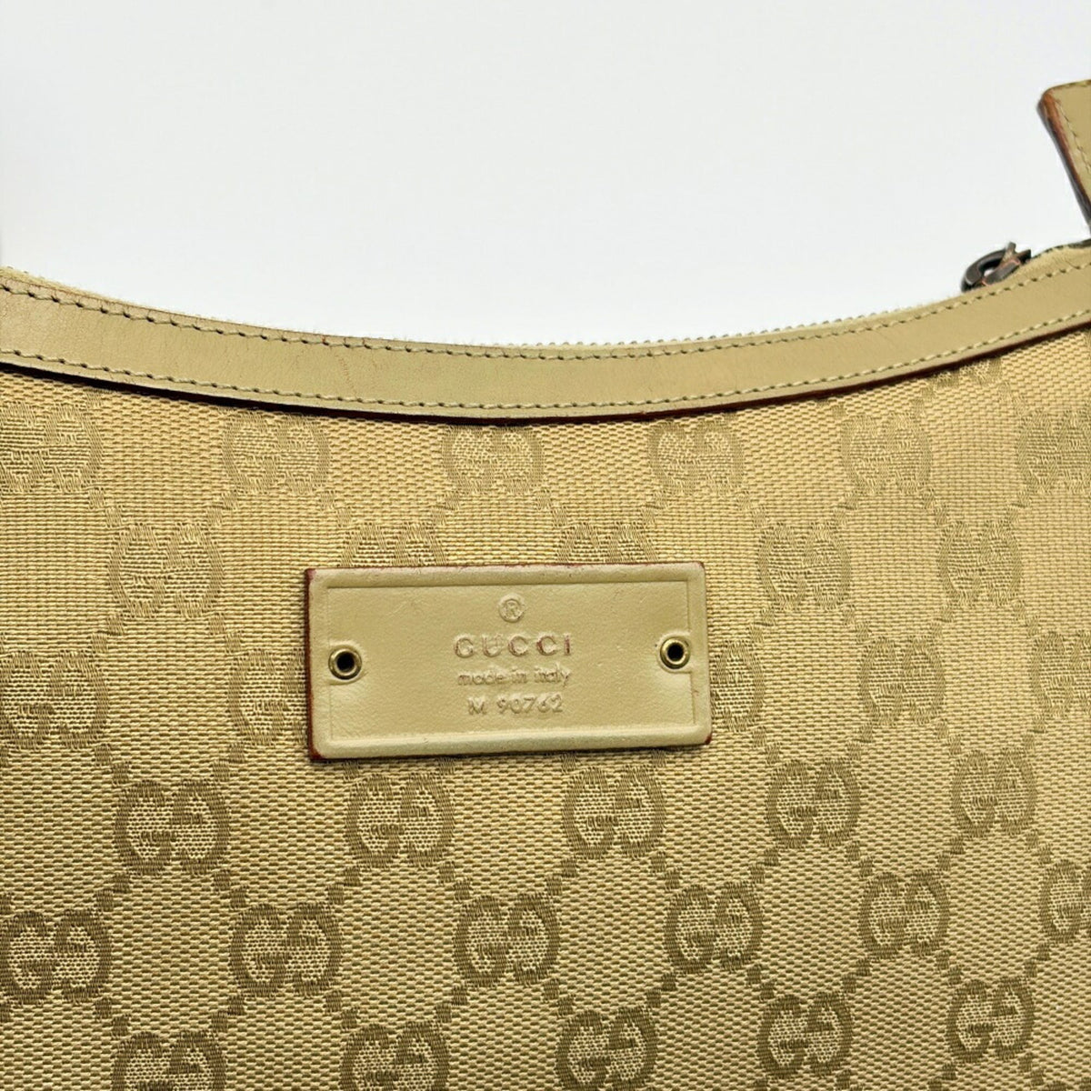 Gucci Gg Canvas Beige Gg Canvas Leather Shoulder Bag (Pre-Owned)