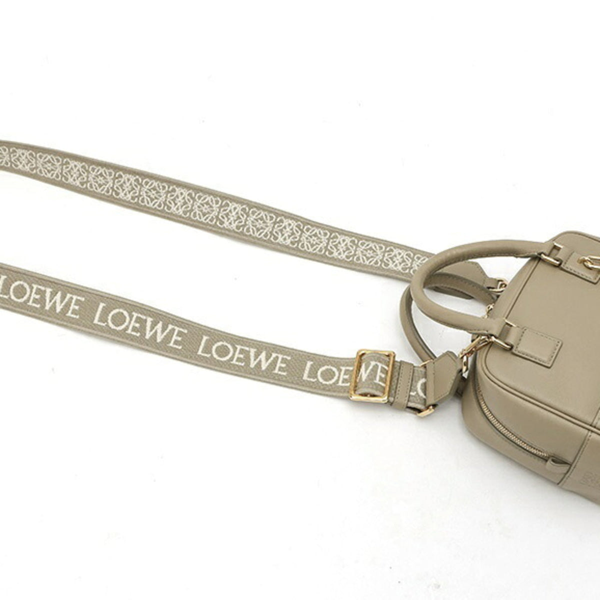 Loewe Beige Leather (Pre-Owned)