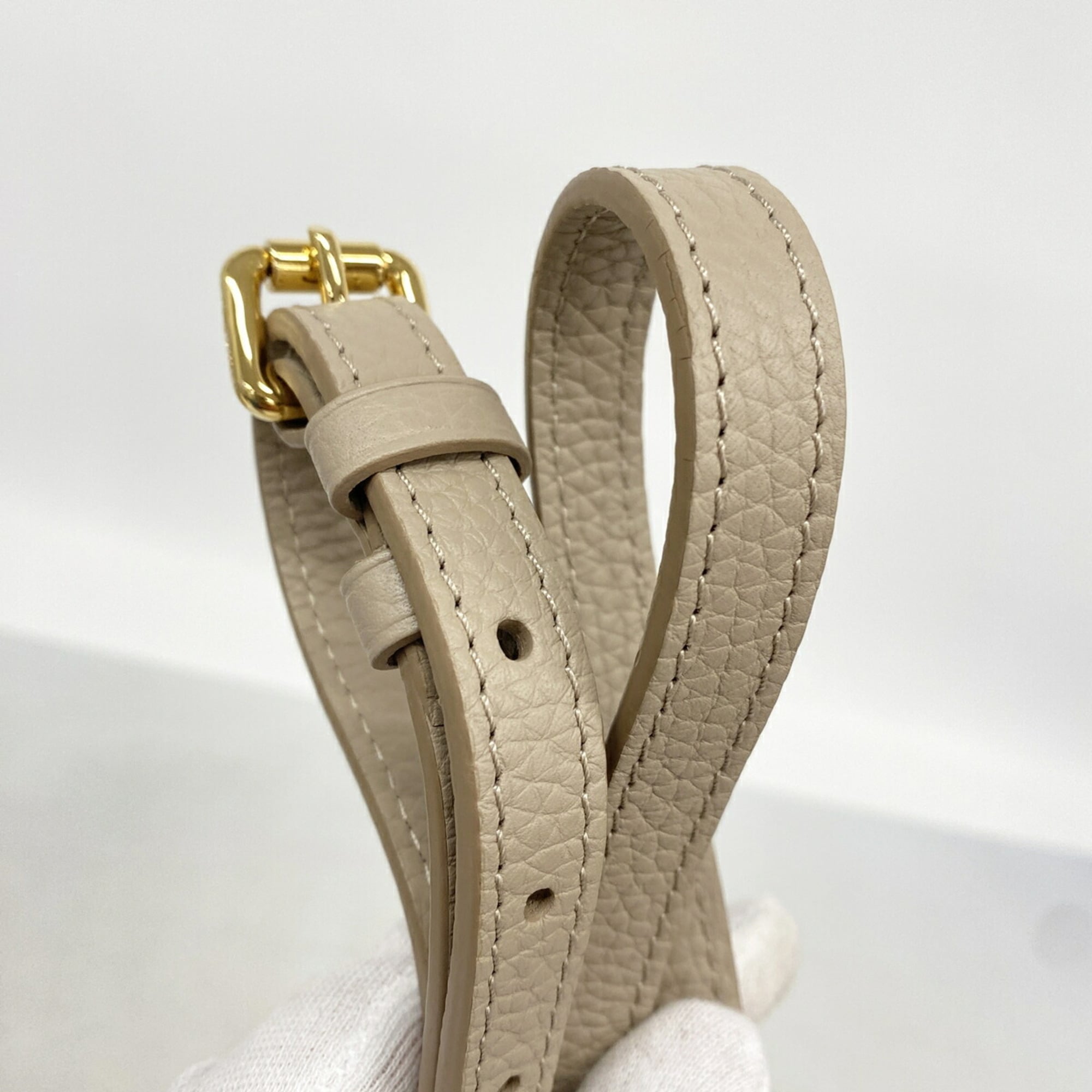 Louis Vuitton Galle Handbag (Pre-Owned)