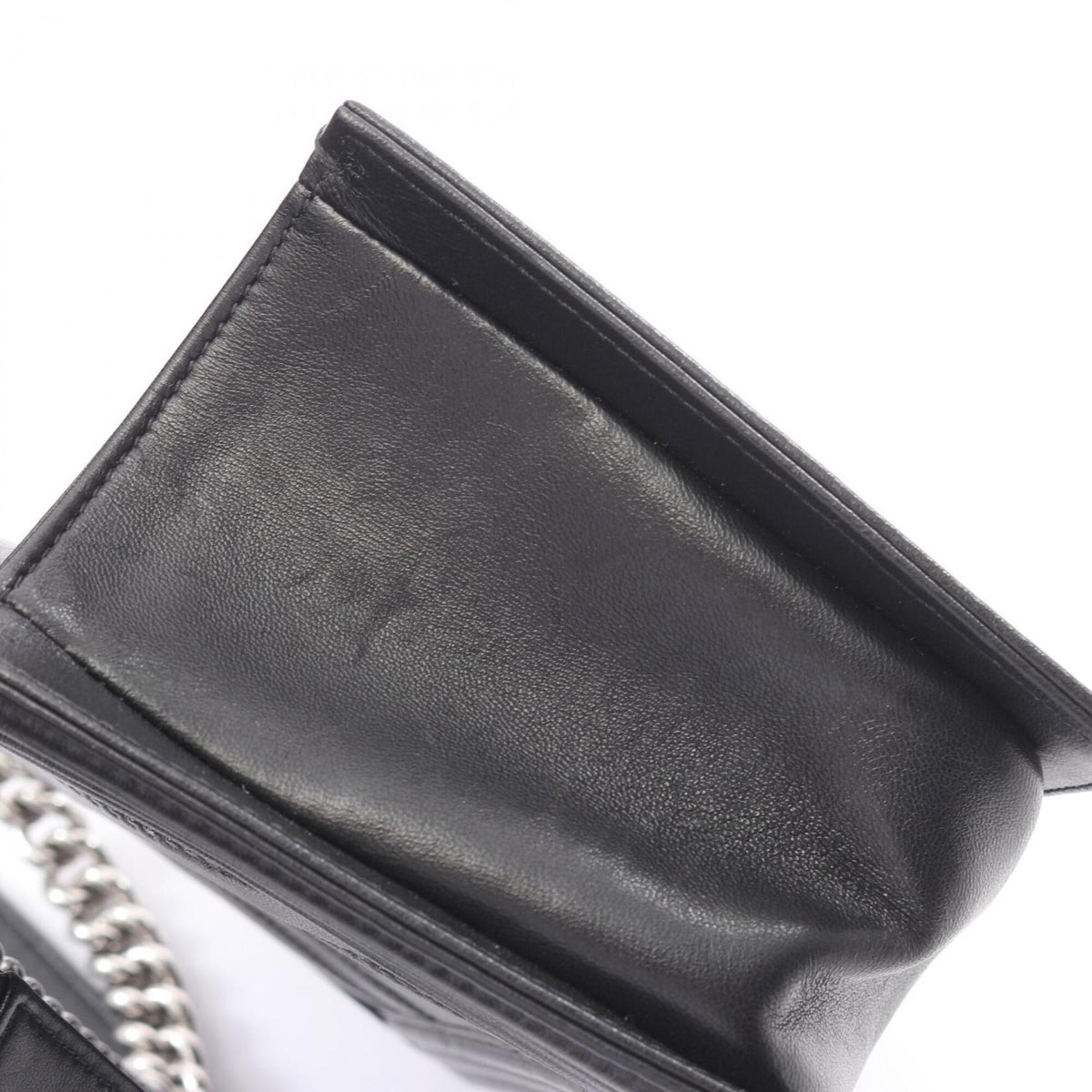 Chanel Black Leather Handbag Shoulder Bag (Pre-Owned)