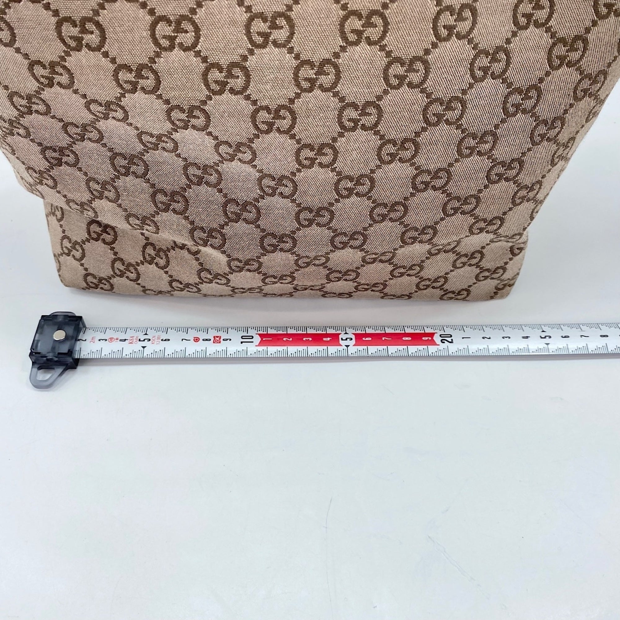 Gucci Beige Shoulder Bag (Pre-Owned)