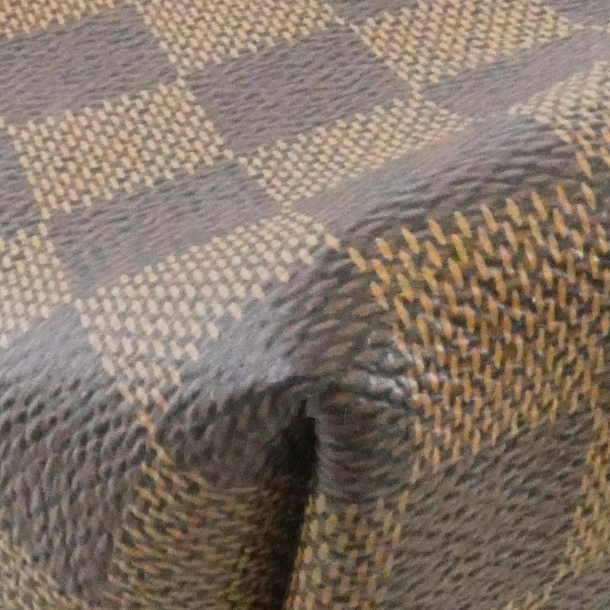 Louis Vuitton Brown Coated Canvas Shoulder Bag (Pre-Owned)